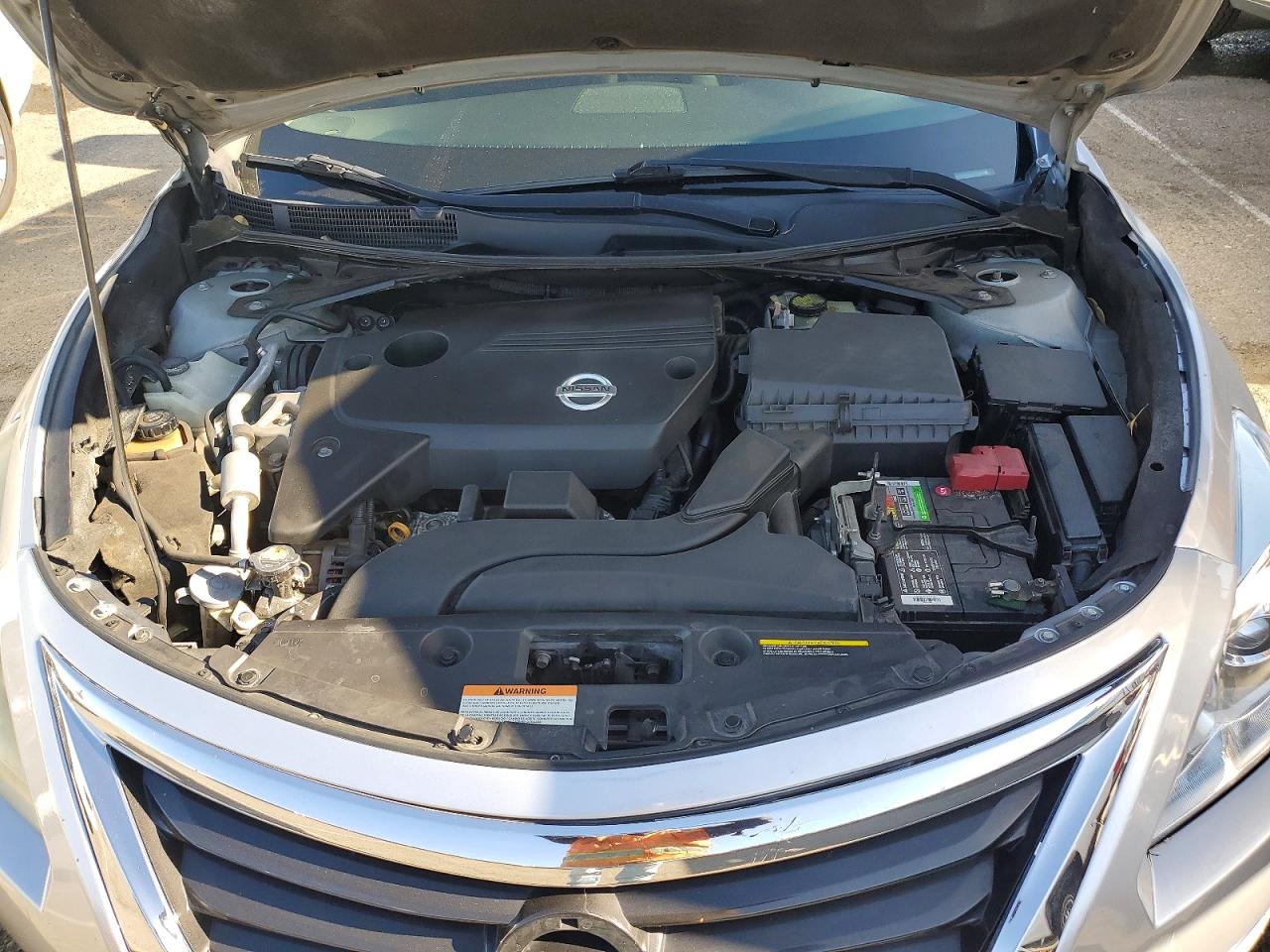 2015 Nissan Altima 2.5 S Silver vin: 1N4AL3AP9FC224907