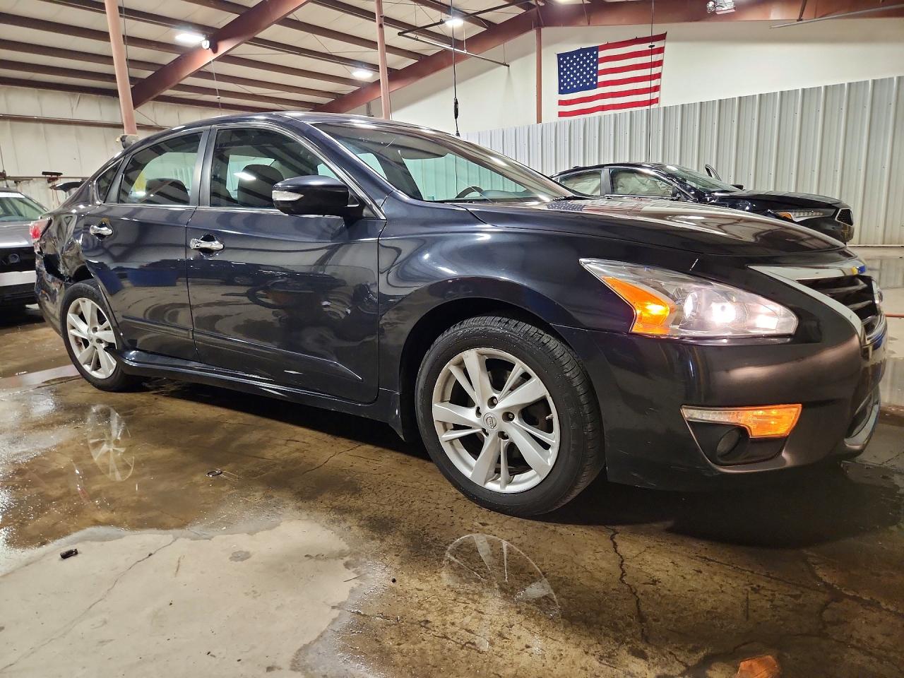 2015 Nissan Altima 2.5 Sv Серый vin: 1N4AL3AP9FC242436