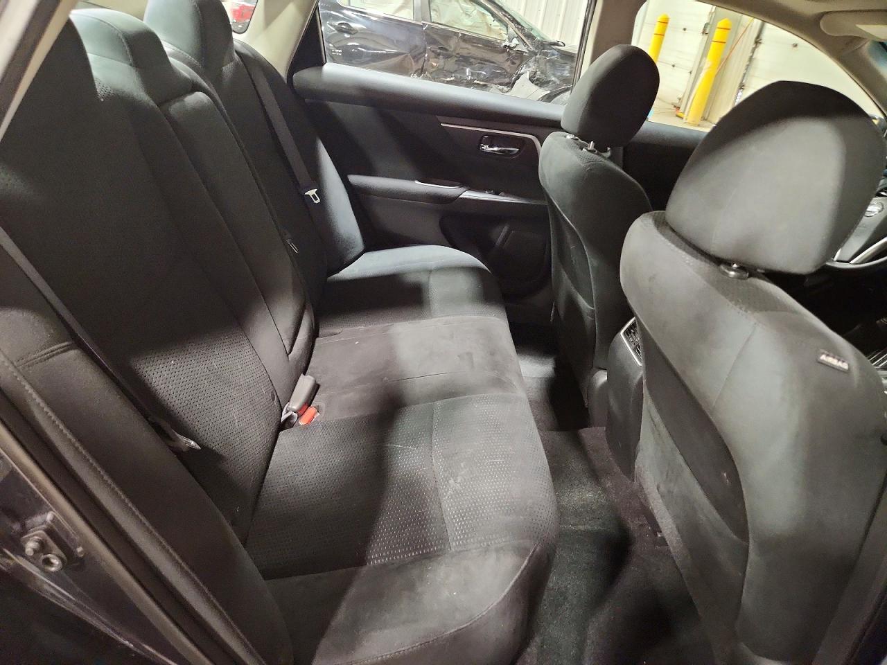 2015 Nissan Altima 2.5 Sv Серый vin: 1N4AL3AP9FC242436