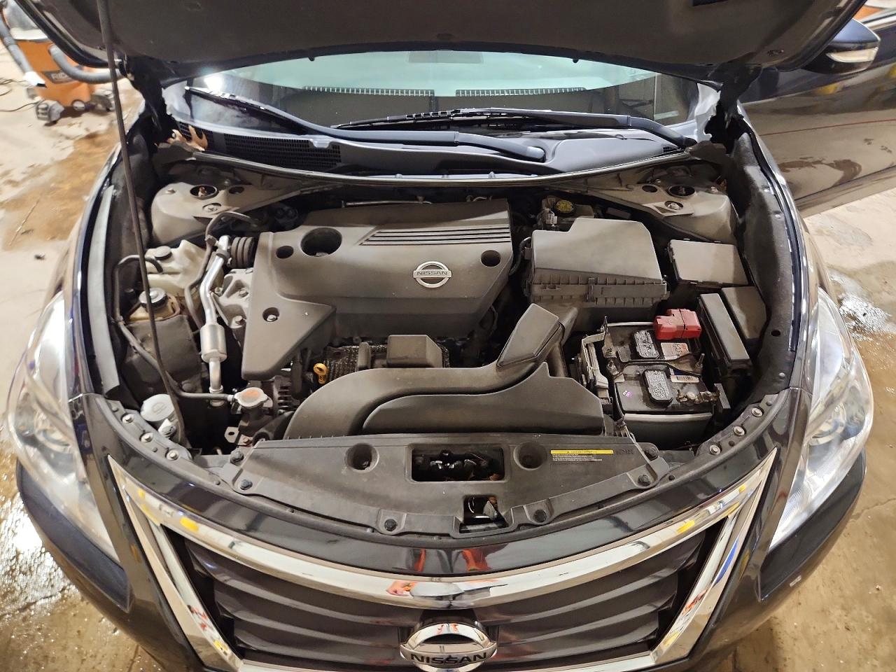 2015 Nissan Altima 2.5 Sv Серый vin: 1N4AL3AP9FC242436