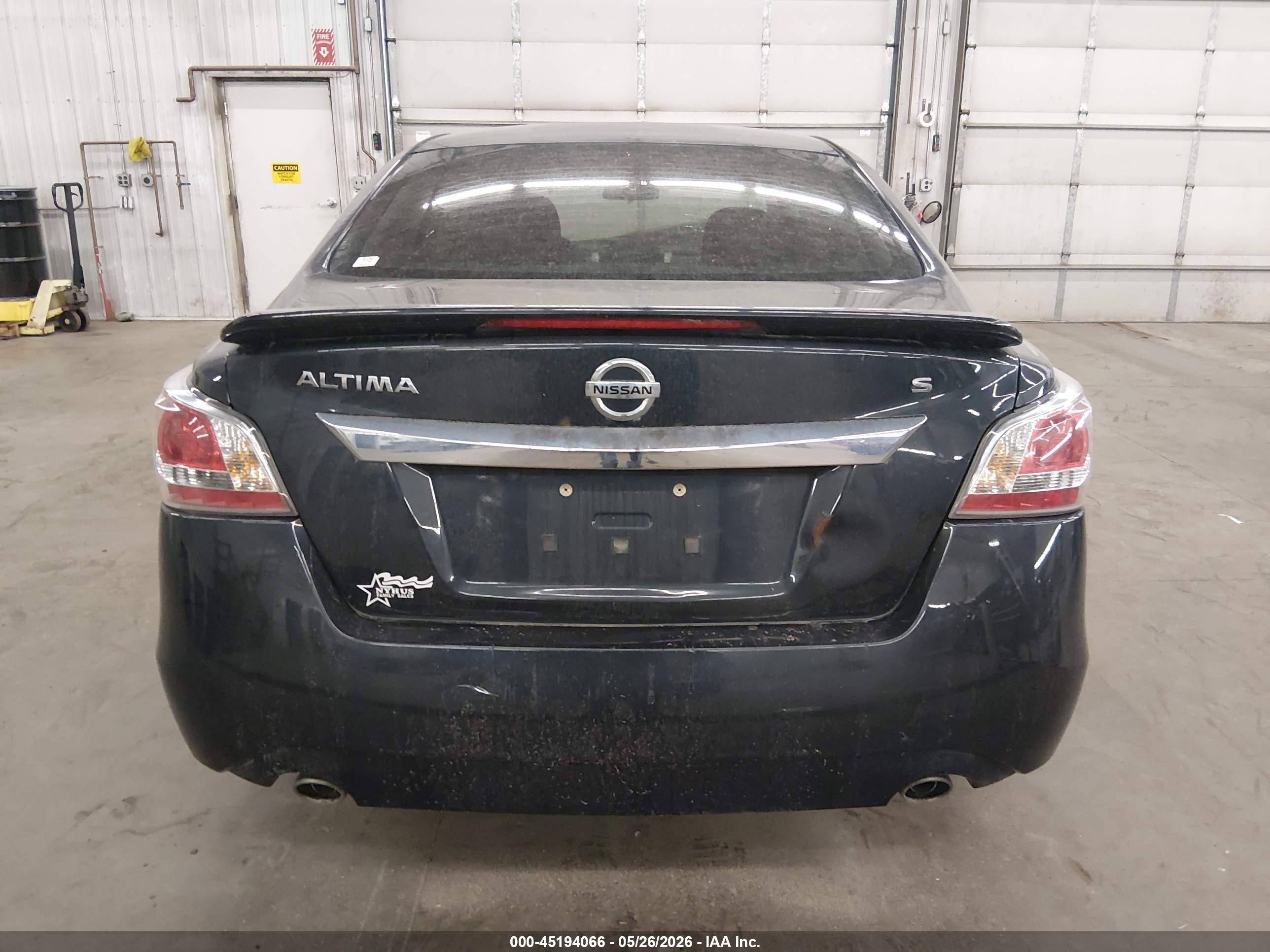 2015 Nissan Altima 2.5 S Dark Blue vin: 1N4AL3AP9FC245269