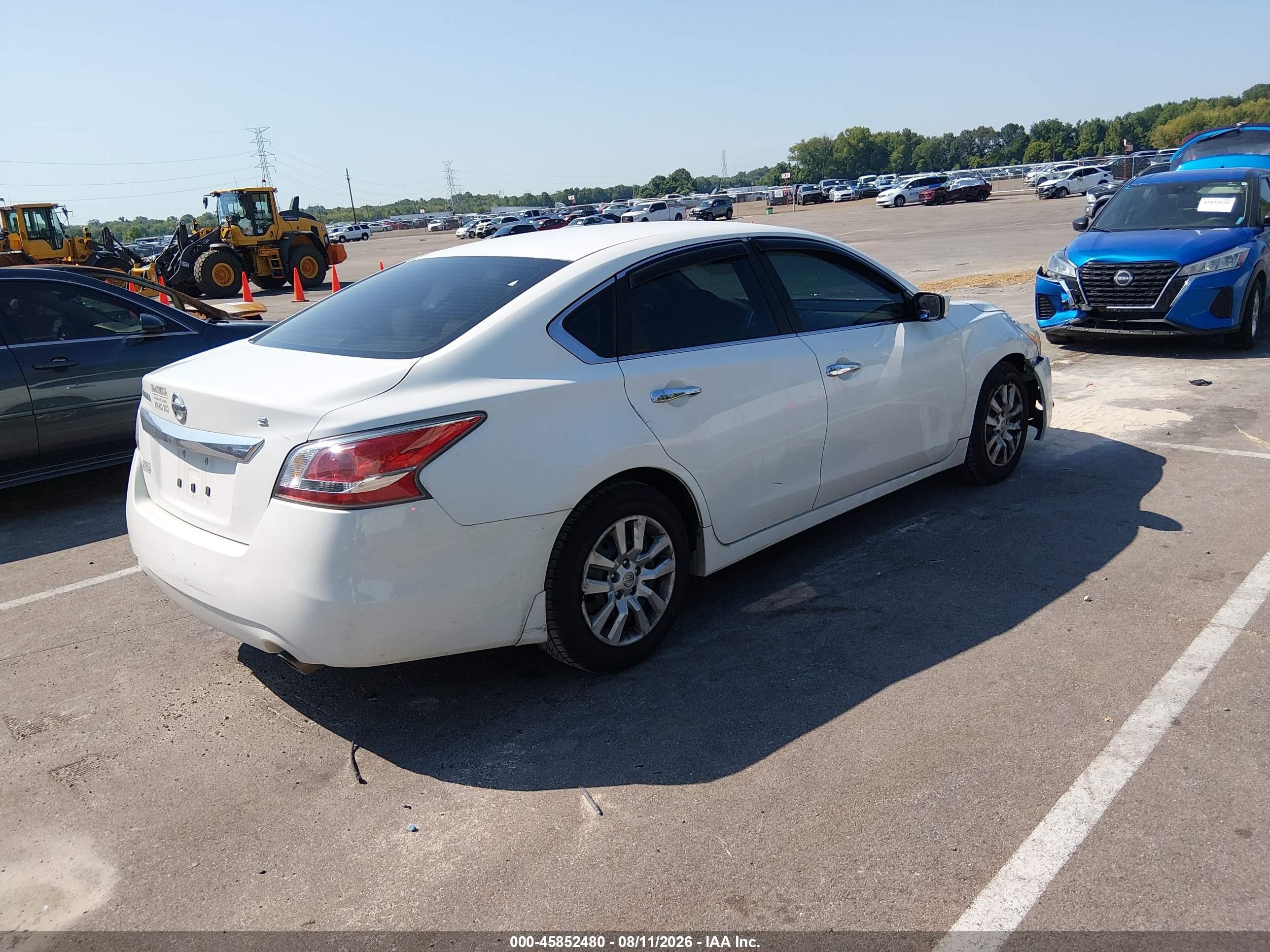 2015 Nissan Altima 2.5/2.5 S/2.5 Sl/2.5 Sv White vin: 1N4AL3AP9FC268308