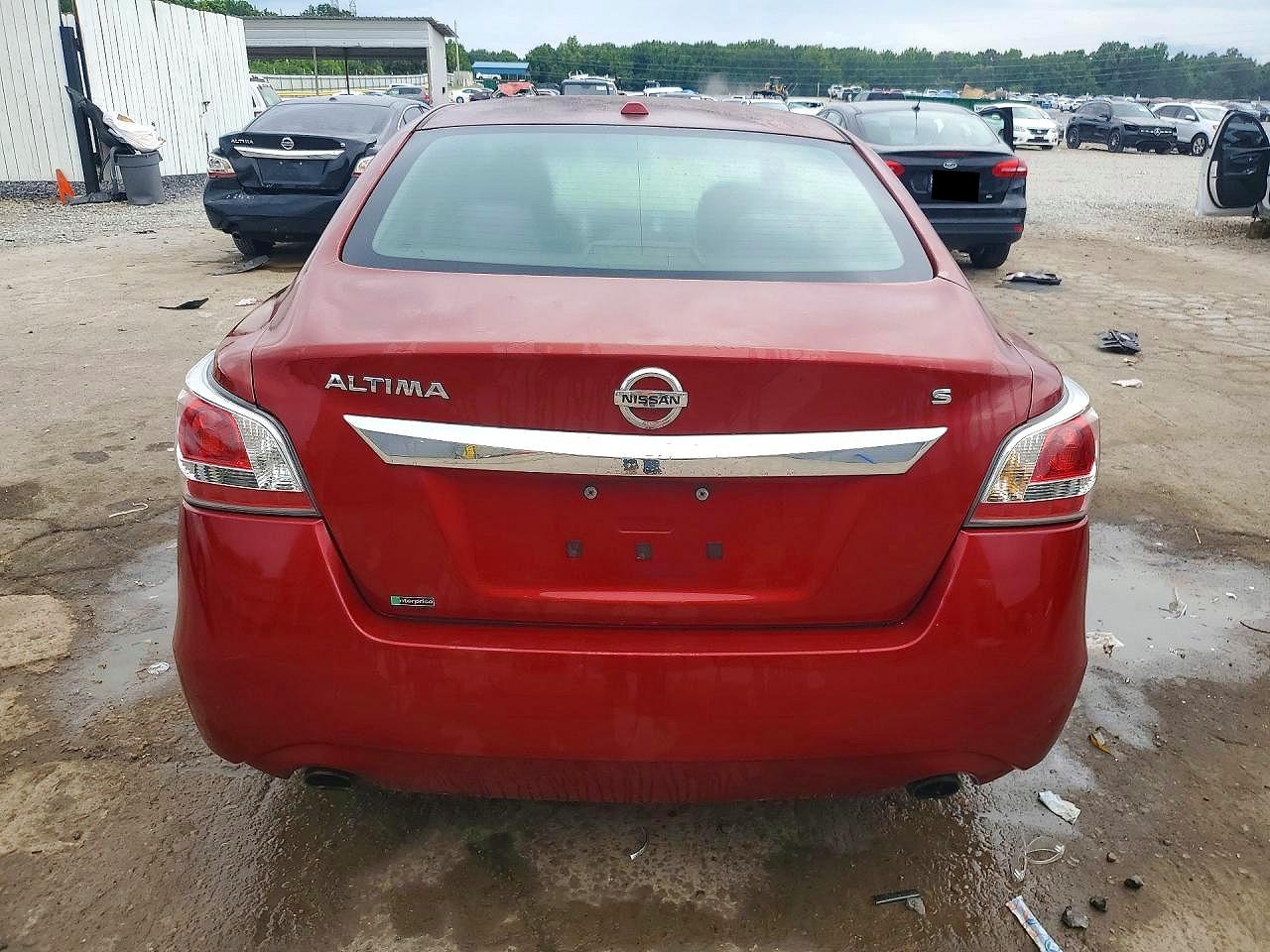 2015 Nissan Altima 2.5 S Burgundy vin: 1N4AL3AP9FC279356