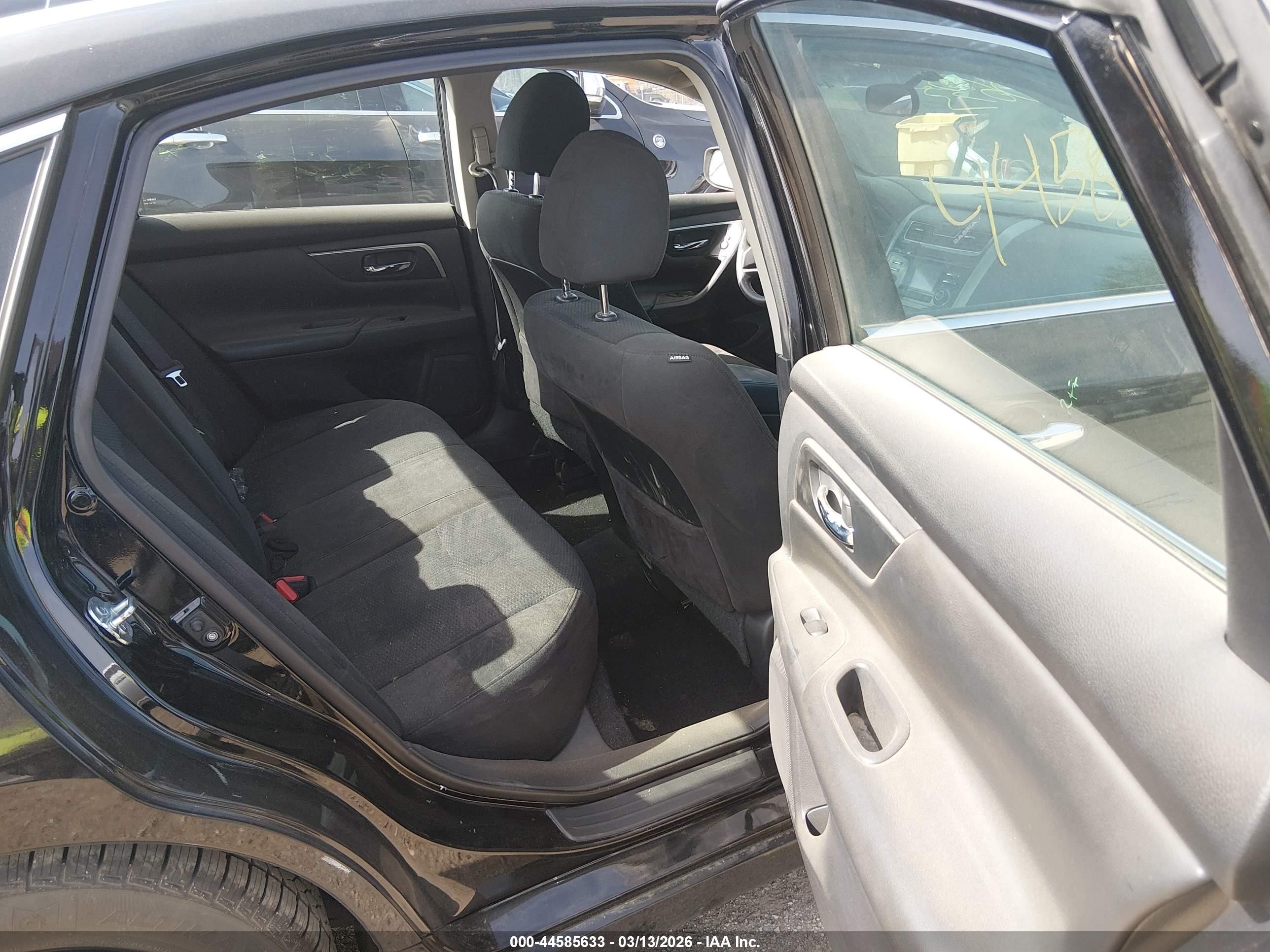 2015 Nissan Altima 2.5 S Black vin: 1N4AL3AP9FC281771