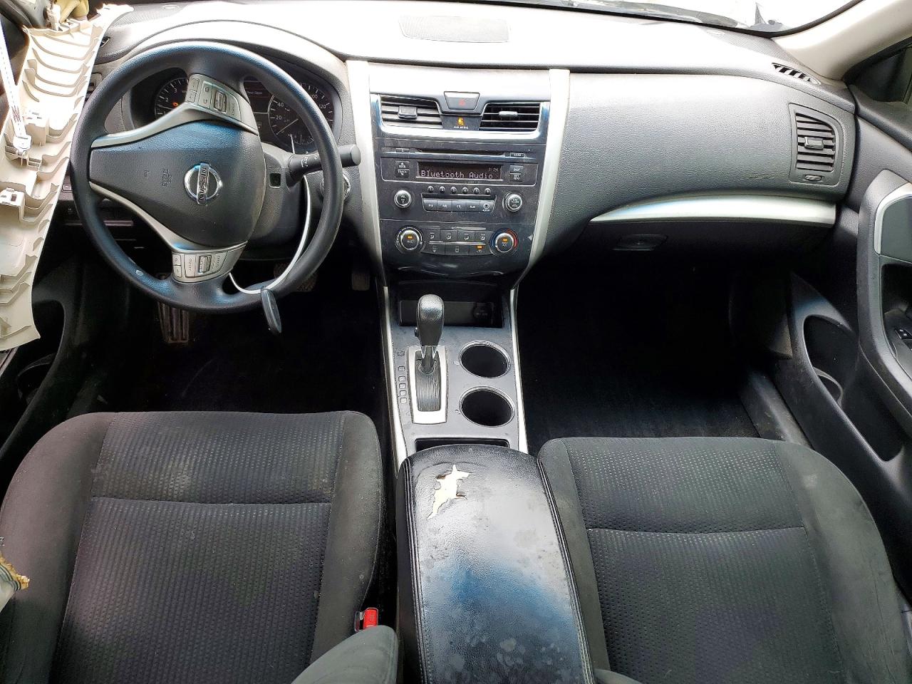 2015 Nissan Altima 2.5 S Silver vin: 1N4AL3AP9FC284010