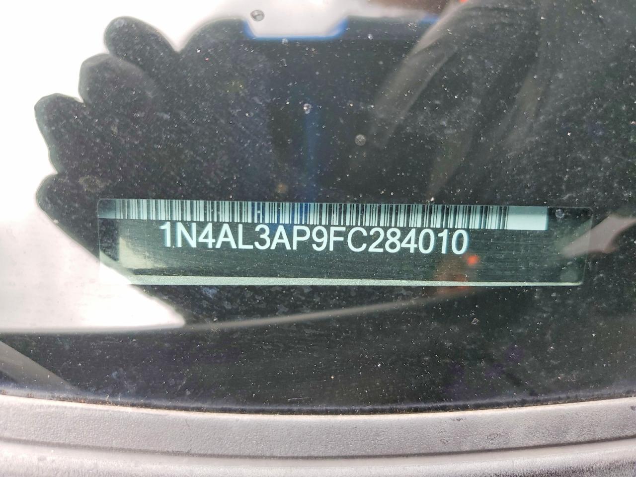 2015 Nissan Altima 2.5 S Silver vin: 1N4AL3AP9FC284010