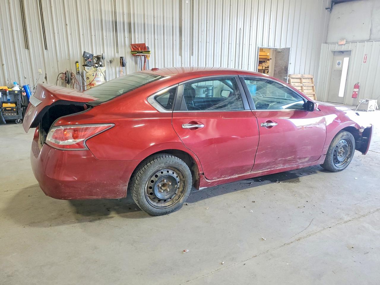 2015 Nissan Altima 2.5 S Burgundy vin: 1N4AL3AP9FC289384