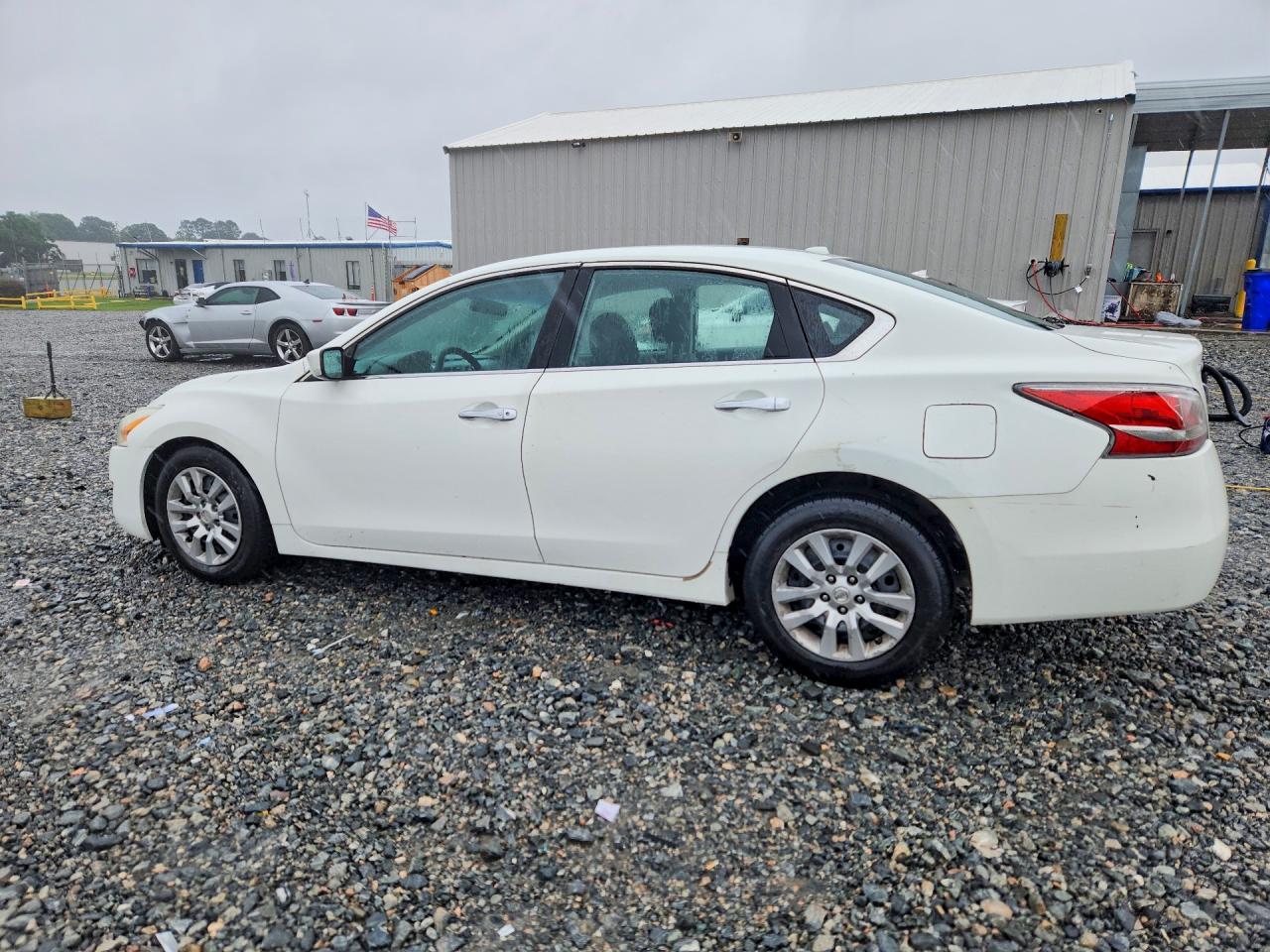 2015 Nissan Altima 2.5 S White vin: 1N4AL3AP9FC295556