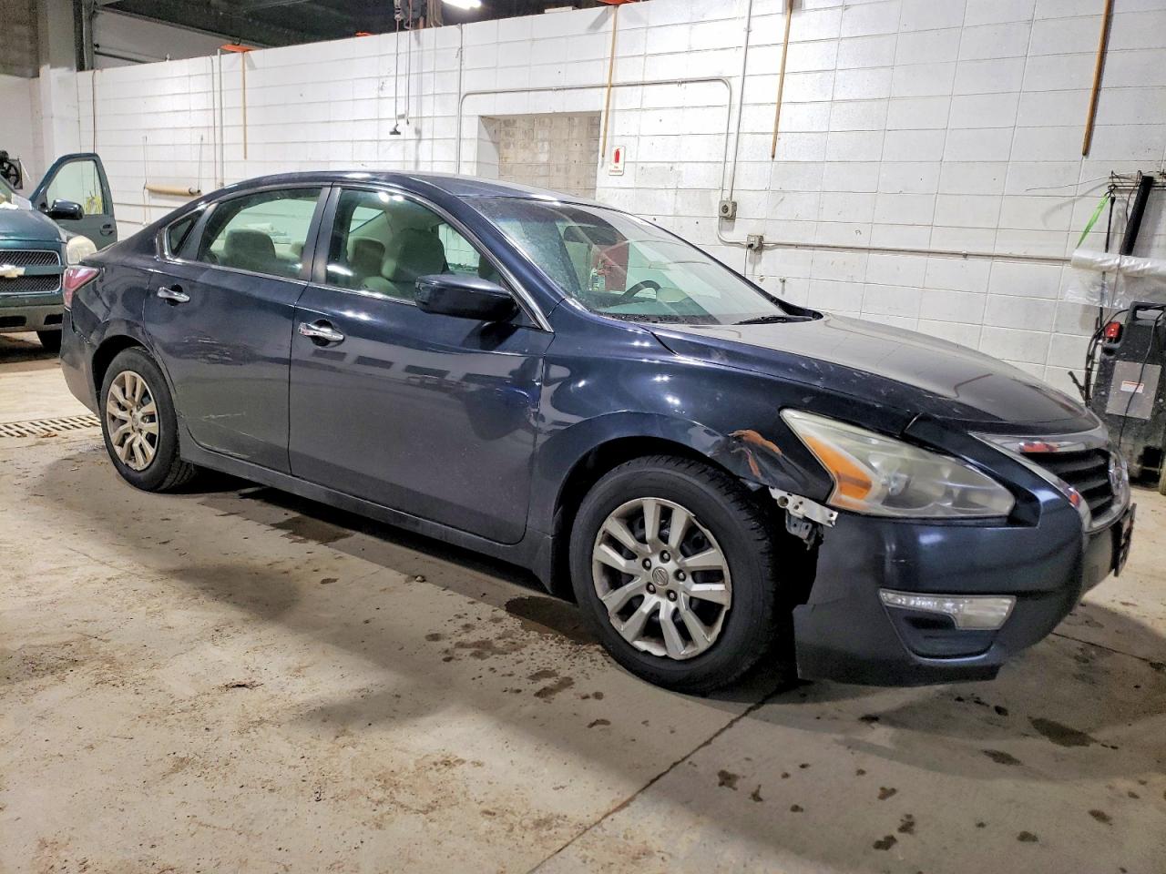 2015 Nissan Altima 2.5 S Blue vin: 1N4AL3AP9FC428865