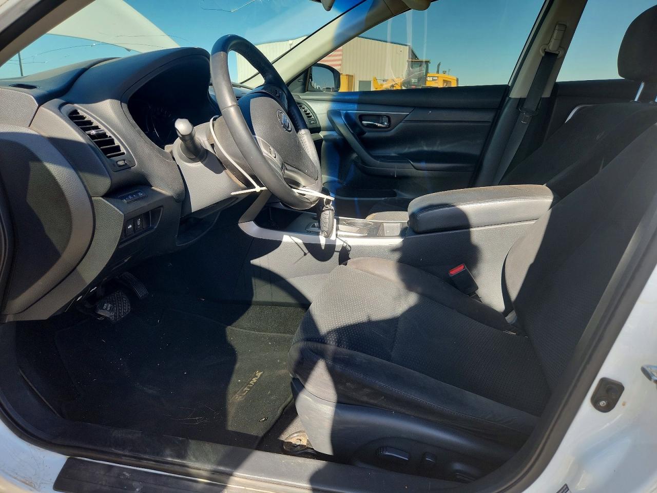 2015 Nissan Altima 2.5 Sv White vin: 1N4AL3AP9FC436318