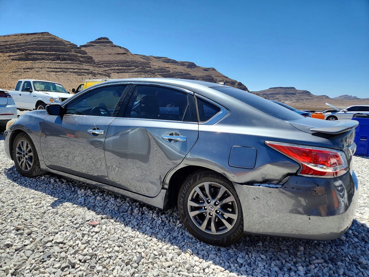 2015 Nissan Altima 2.5 S Gray vin: 1N4AL3AP9FC442927