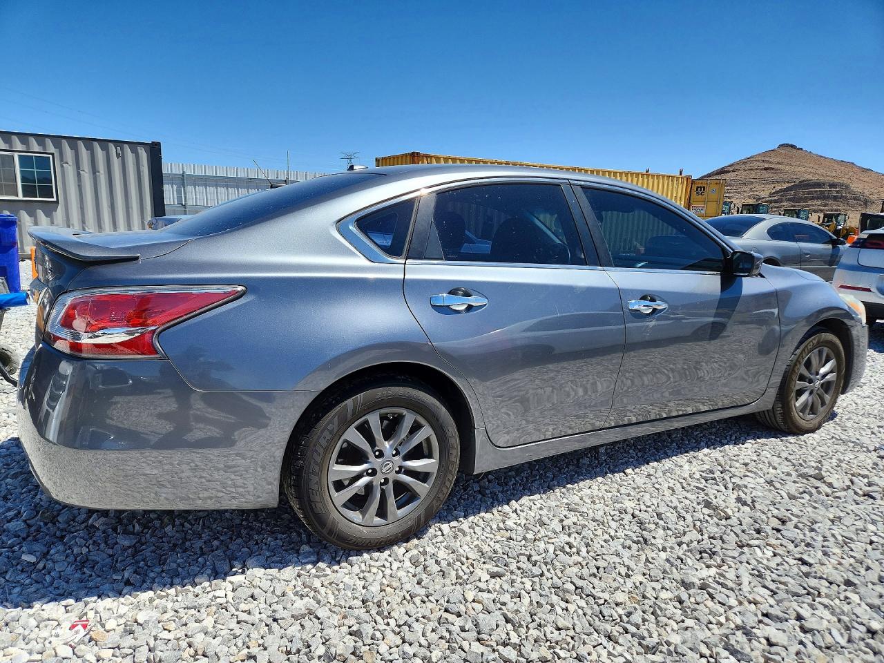 2015 Nissan Altima 2.5 S Gray vin: 1N4AL3AP9FC442927