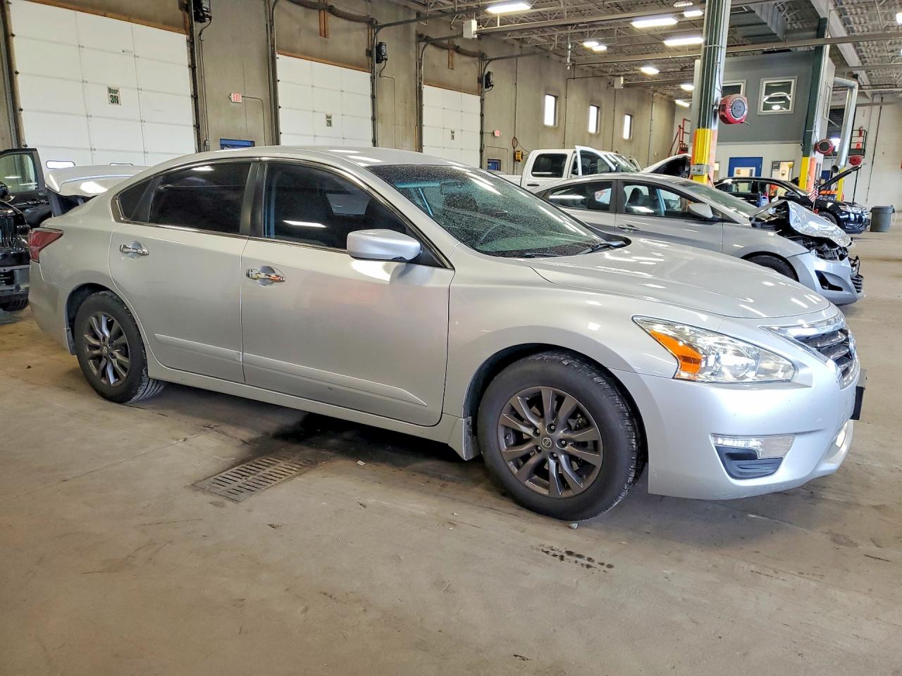 2015 Nissan Altima 2.5 S Silver vin: 1N4AL3AP9FC458545
