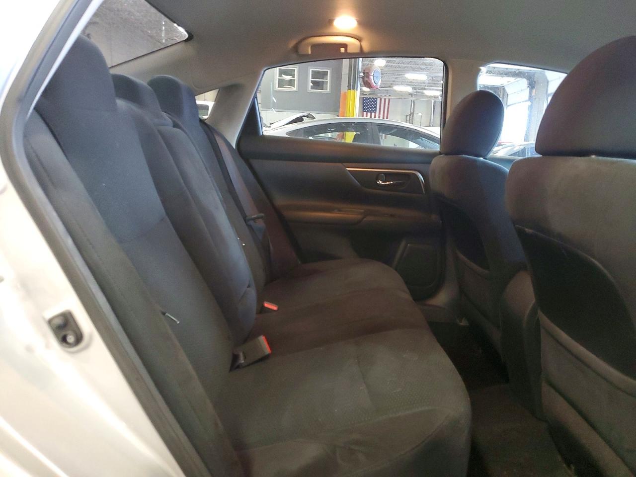 2015 Nissan Altima 2.5 S Silver vin: 1N4AL3AP9FC458545