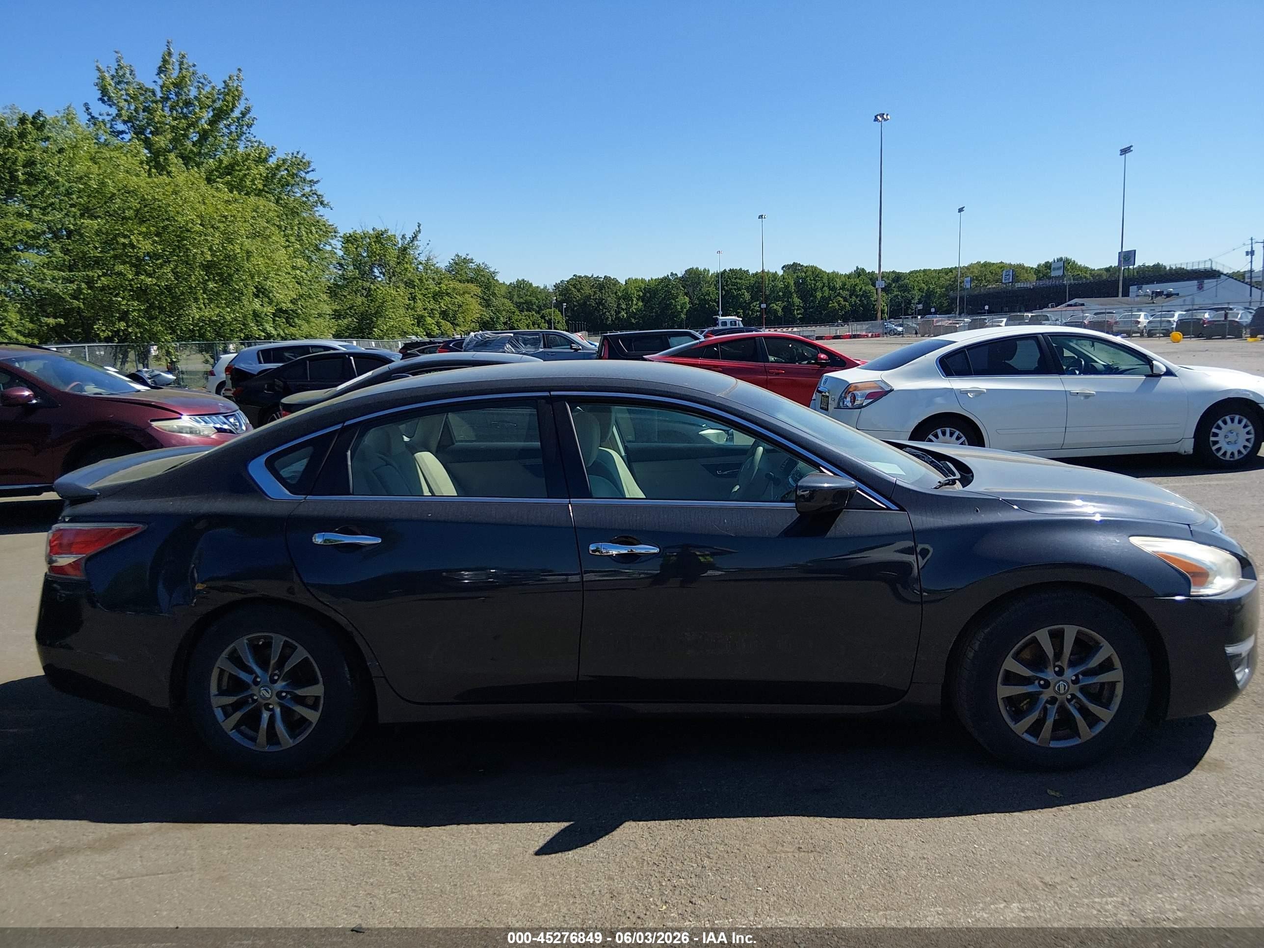 2015 Nissan Altima 2.5 S Black vin: 1N4AL3AP9FC461574