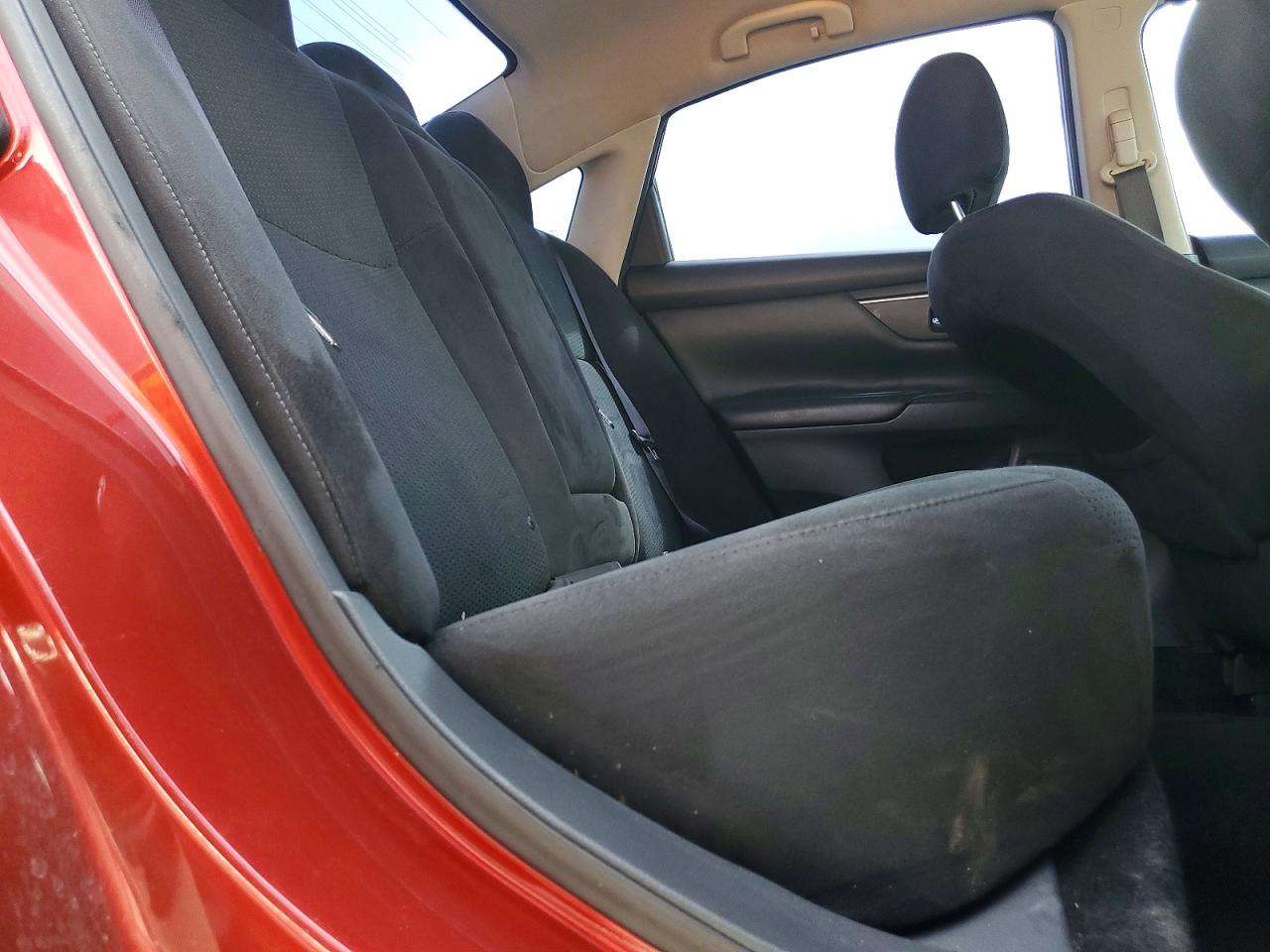 2015 Nissan Altima 2.5 S Красный vin: 1N4AL3AP9FC477144