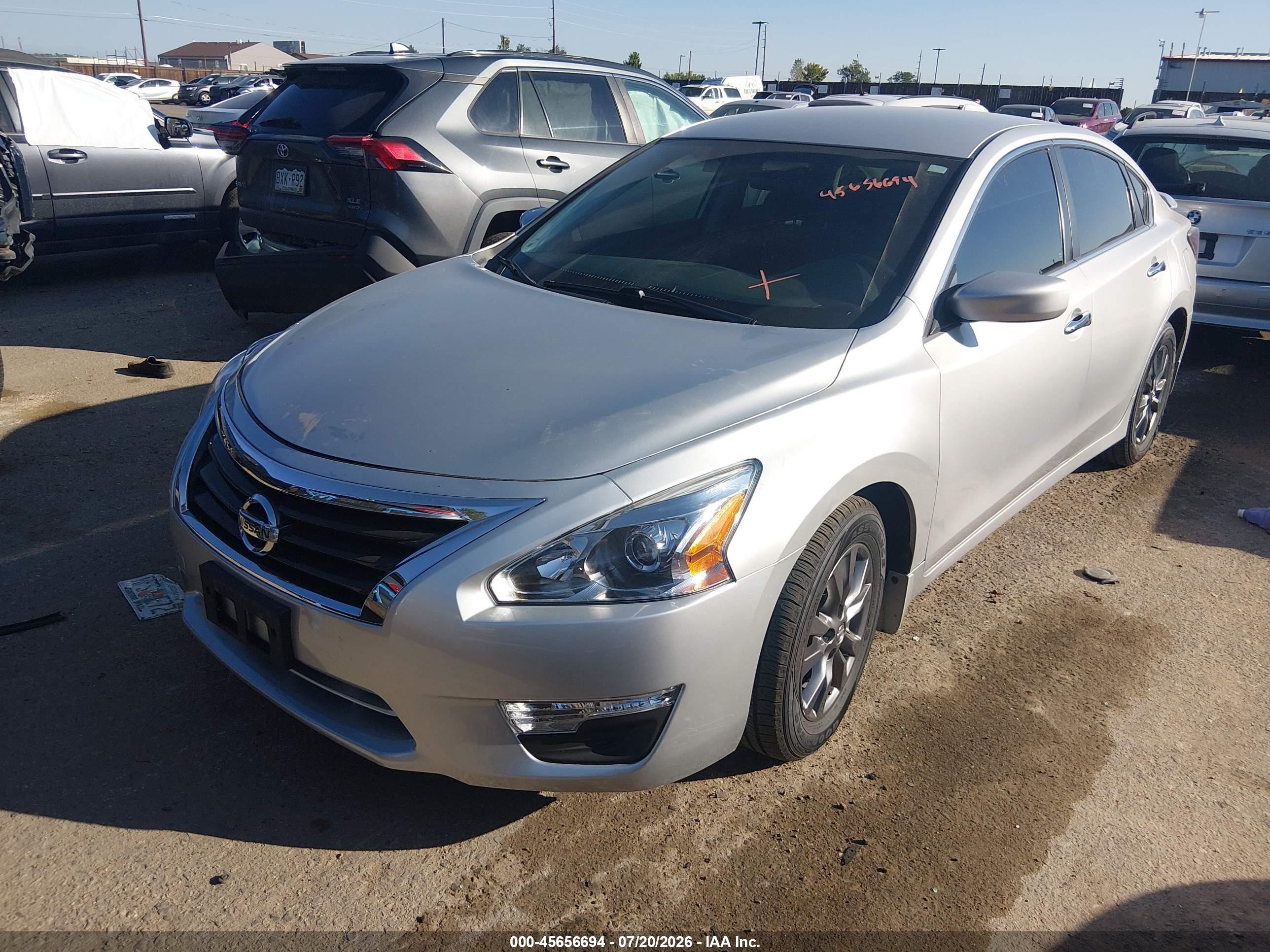 2015 Nissan Altima 2.5 S Silver vin: 1N4AL3AP9FC483638