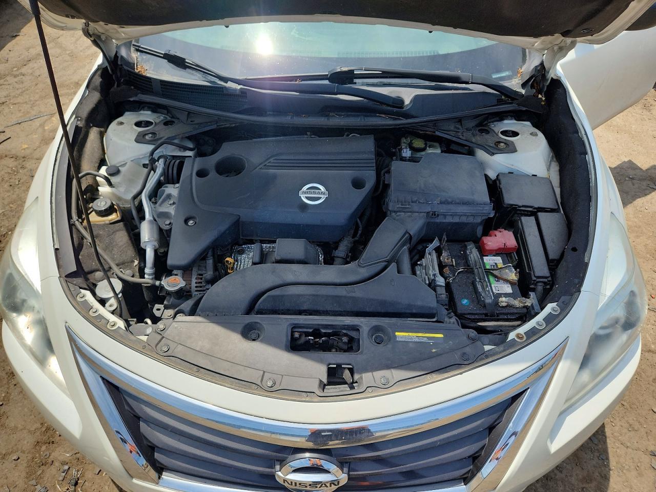 2015 Nissan Altima 2.5 S White vin: 1N4AL3AP9FC486622