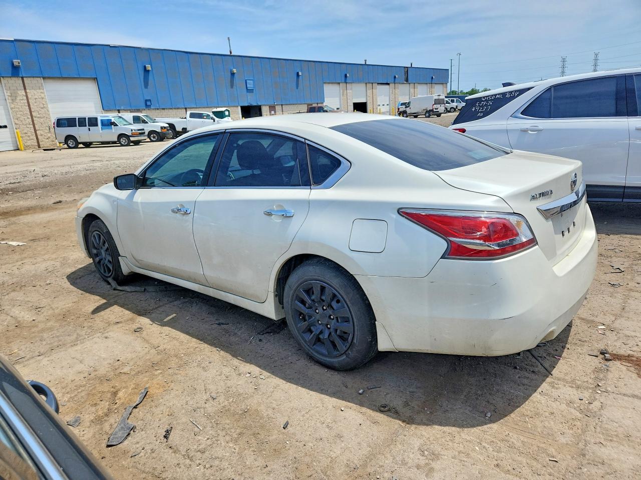 2015 Nissan Altima 2.5 S White vin: 1N4AL3AP9FC486622