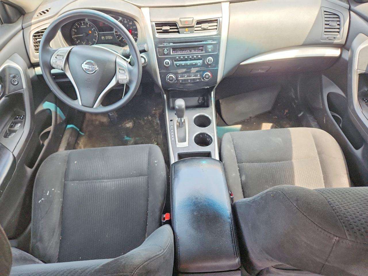 2015 Nissan Altima 2.5 S White vin: 1N4AL3AP9FC486622