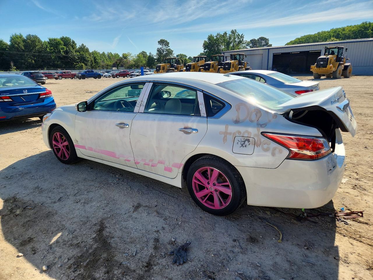 2015 Nissan Altima 2.5 Sv White vin: 1N4AL3AP9FC491223
