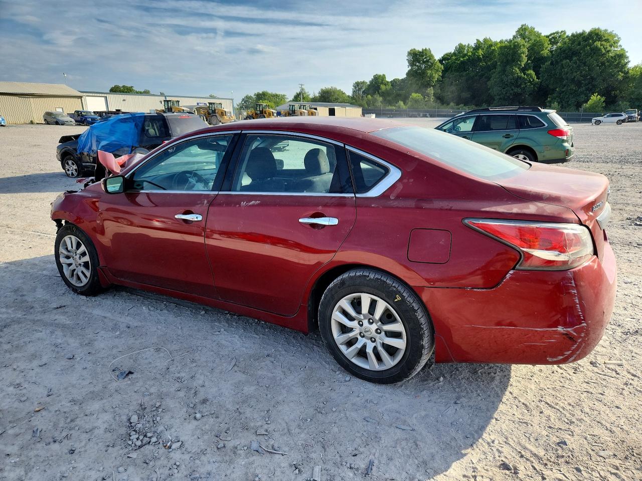 2015 Nissan Altima 2.5 S Red vin: 1N4AL3AP9FC491609