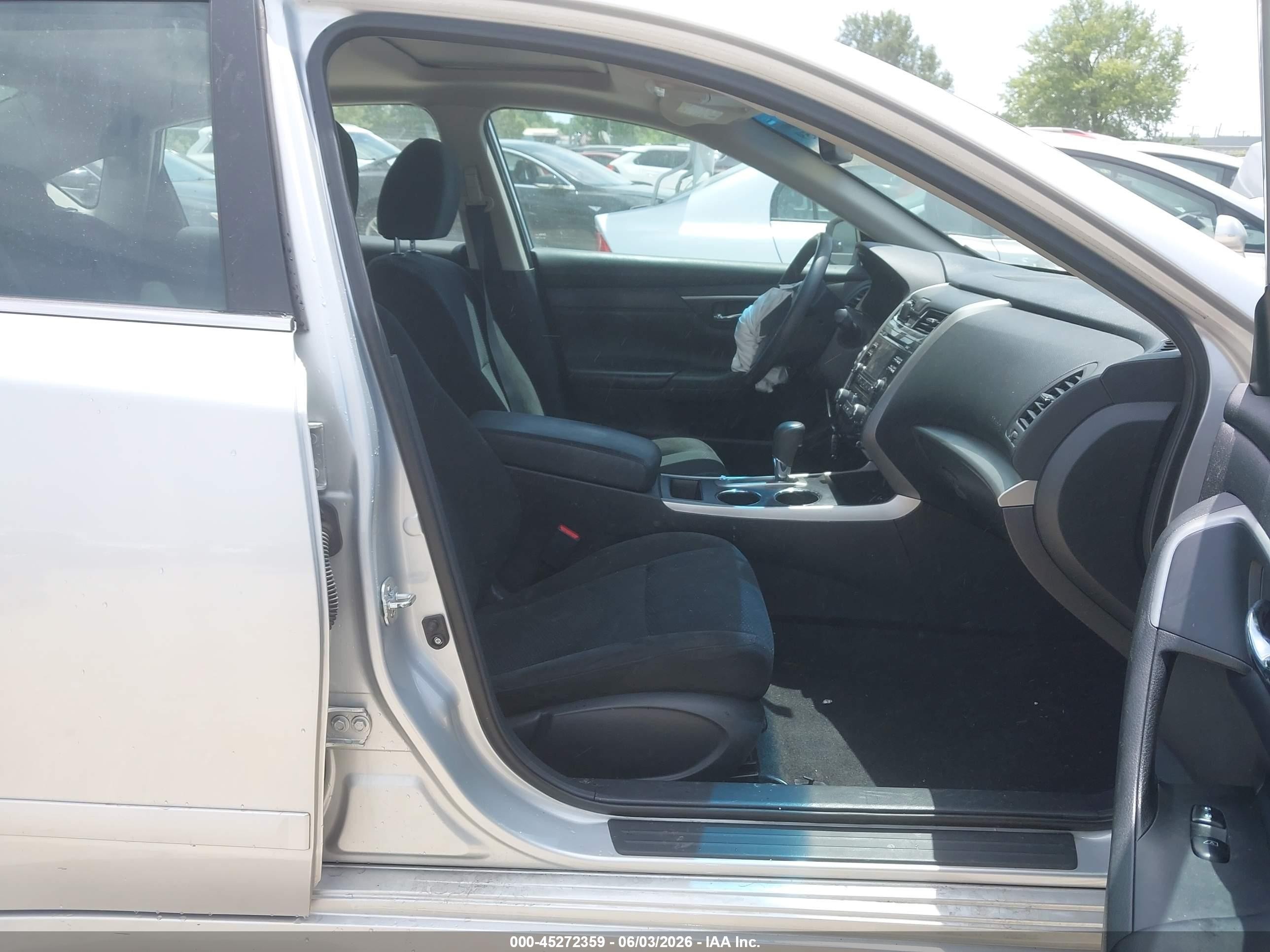 2015 Nissan Altima 2.5 Sv Silver vin: 1N4AL3AP9FC494834