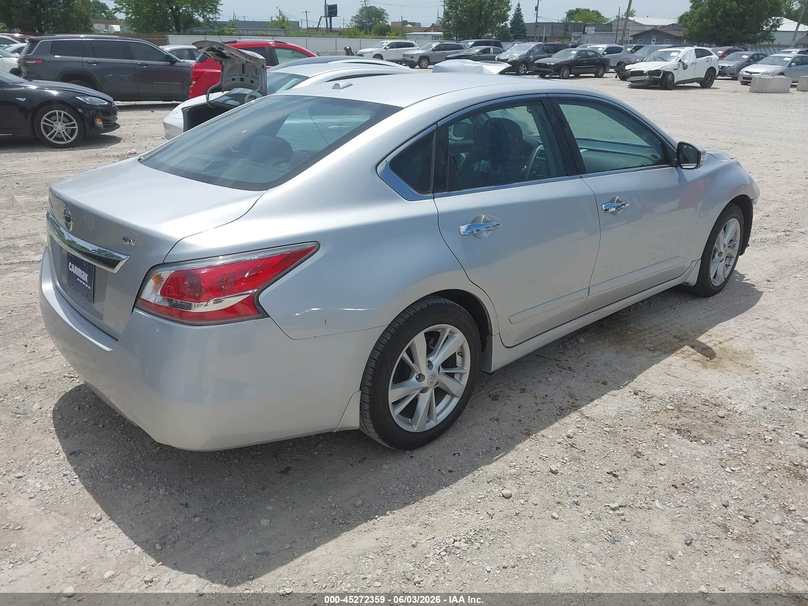 2015 Nissan Altima 2.5 Sv Silver vin: 1N4AL3AP9FC494834