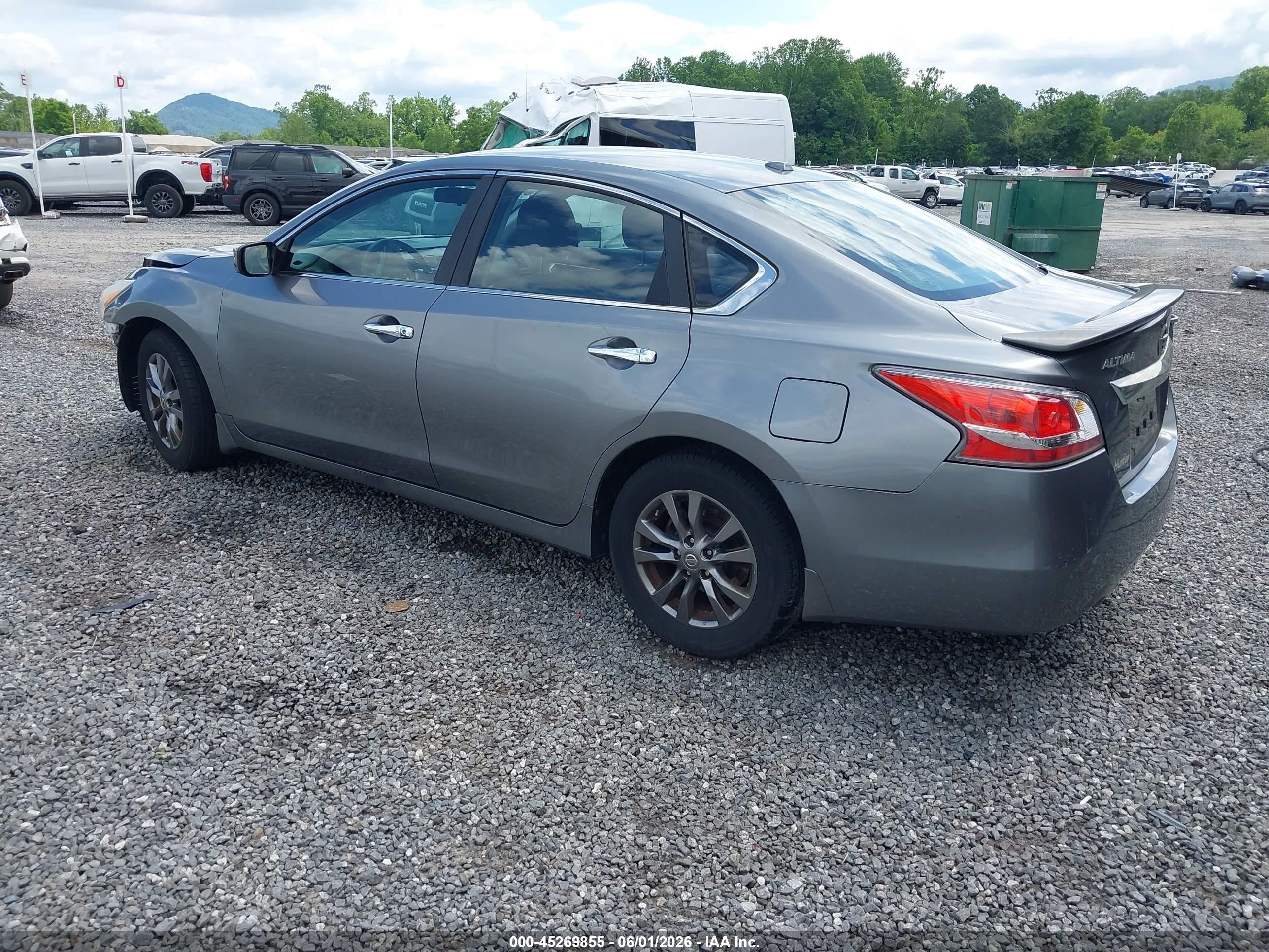 2015 Nissan Altima 2.5 S Gray vin: 1N4AL3AP9FC567202