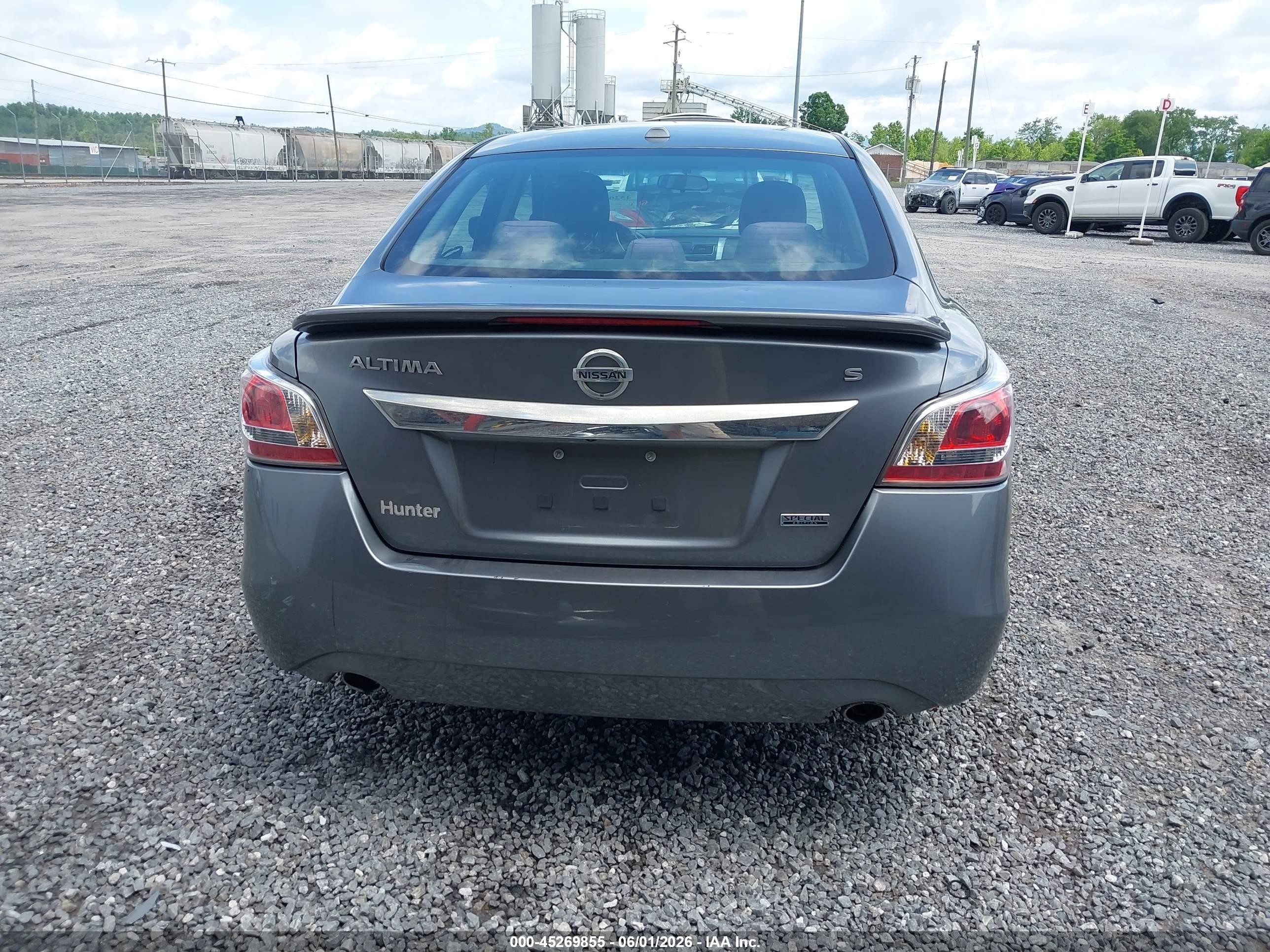 2015 Nissan Altima 2.5 S Gray vin: 1N4AL3AP9FC567202