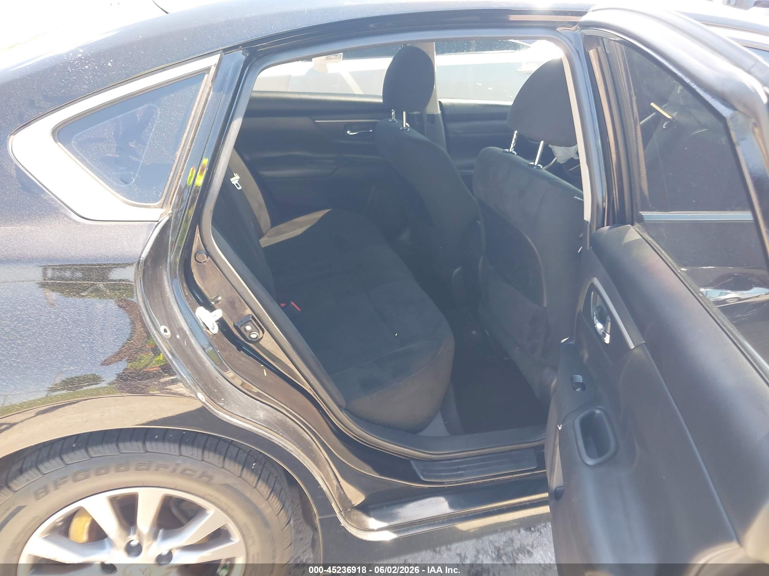 2015 Nissan Altima 2.5 S Black vin: 1N4AL3AP9FC569435