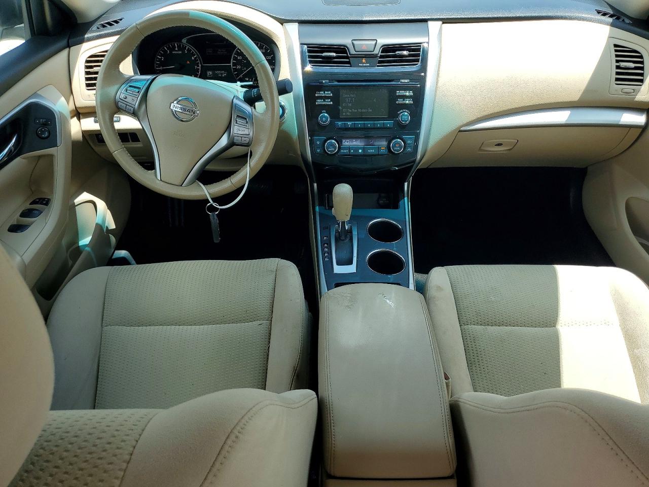 2015 Nissan Altima 2.5 Sv White vin: 1N4AL3AP9FC569810