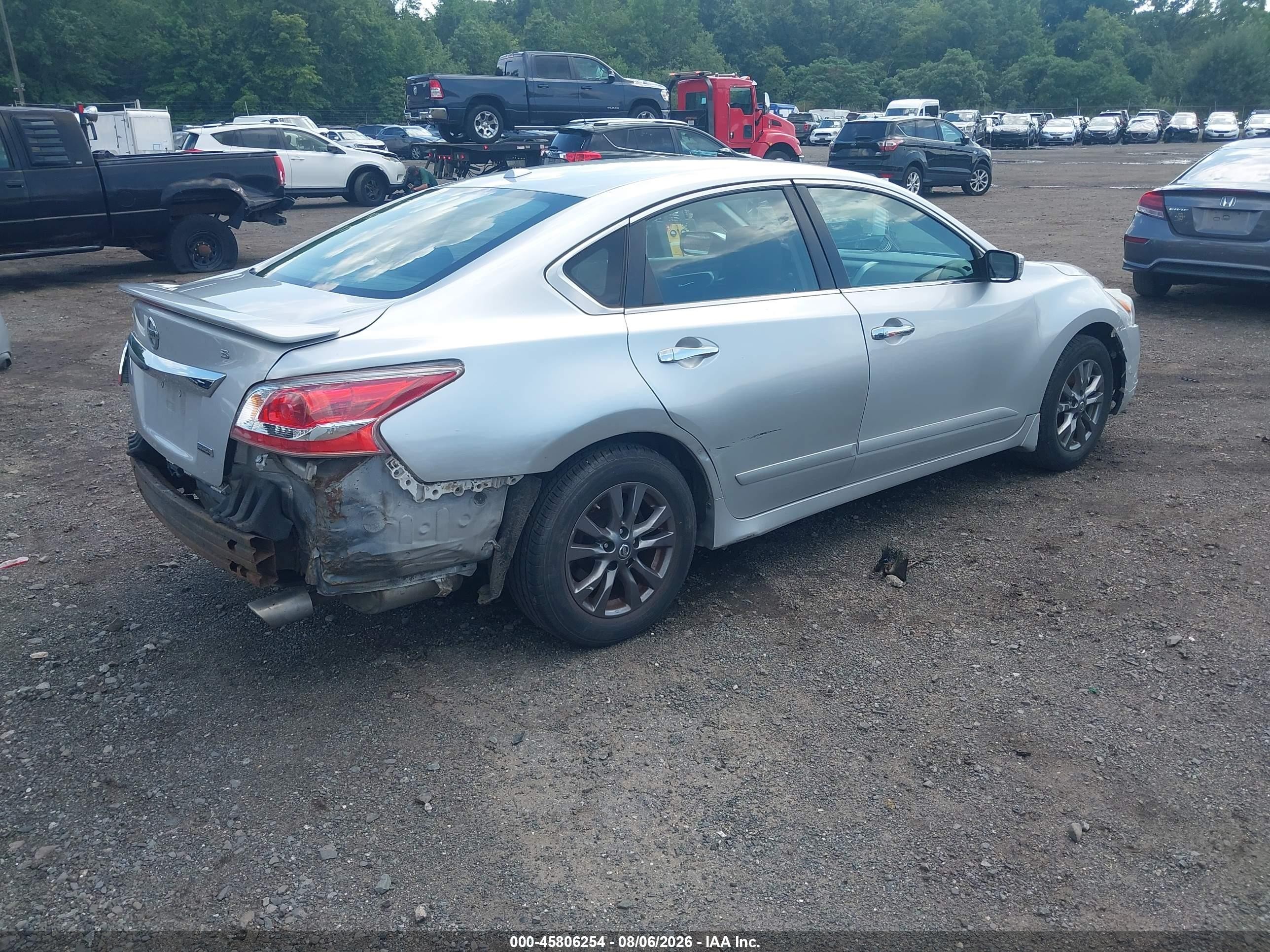 2015 Nissan Altima 2.5 S Silver vin: 1N4AL3AP9FC573419