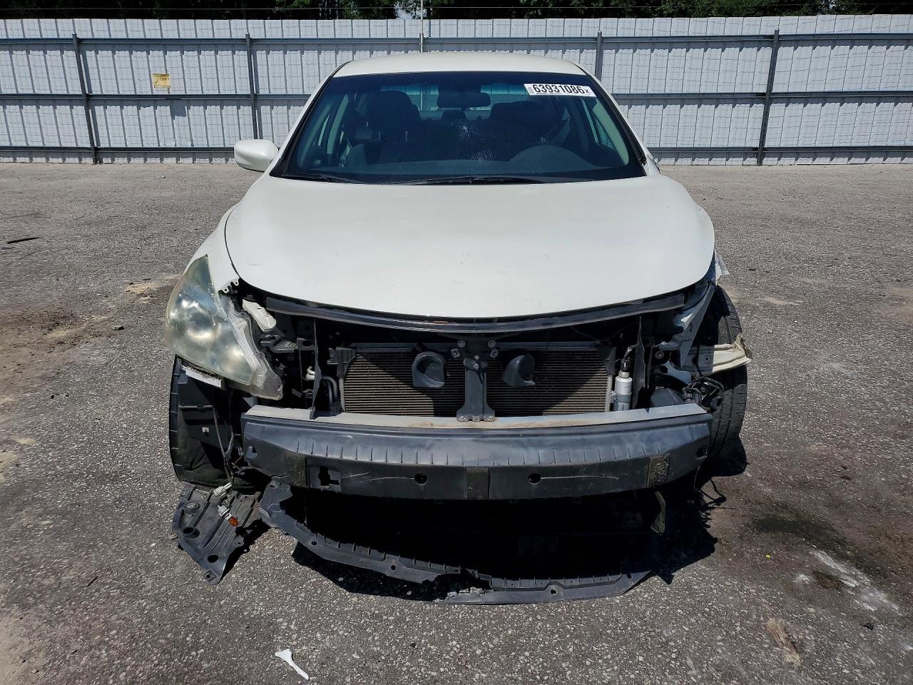 2015 Nissan Altima 2.5 S White vin: 1N4AL3AP9FC577020