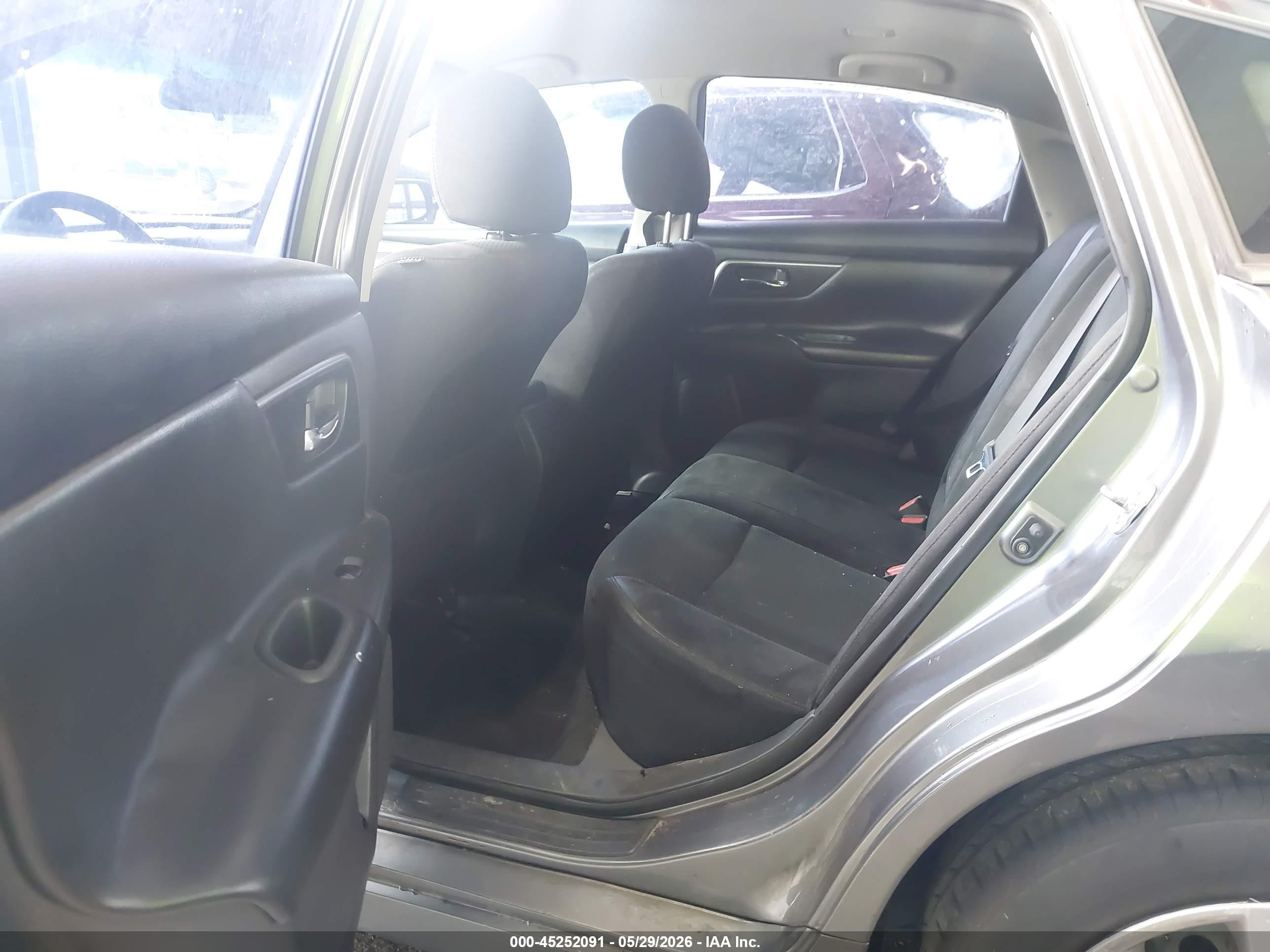 2015 Nissan Altima 2.5 S Gray vin: 1N4AL3AP9FC578877