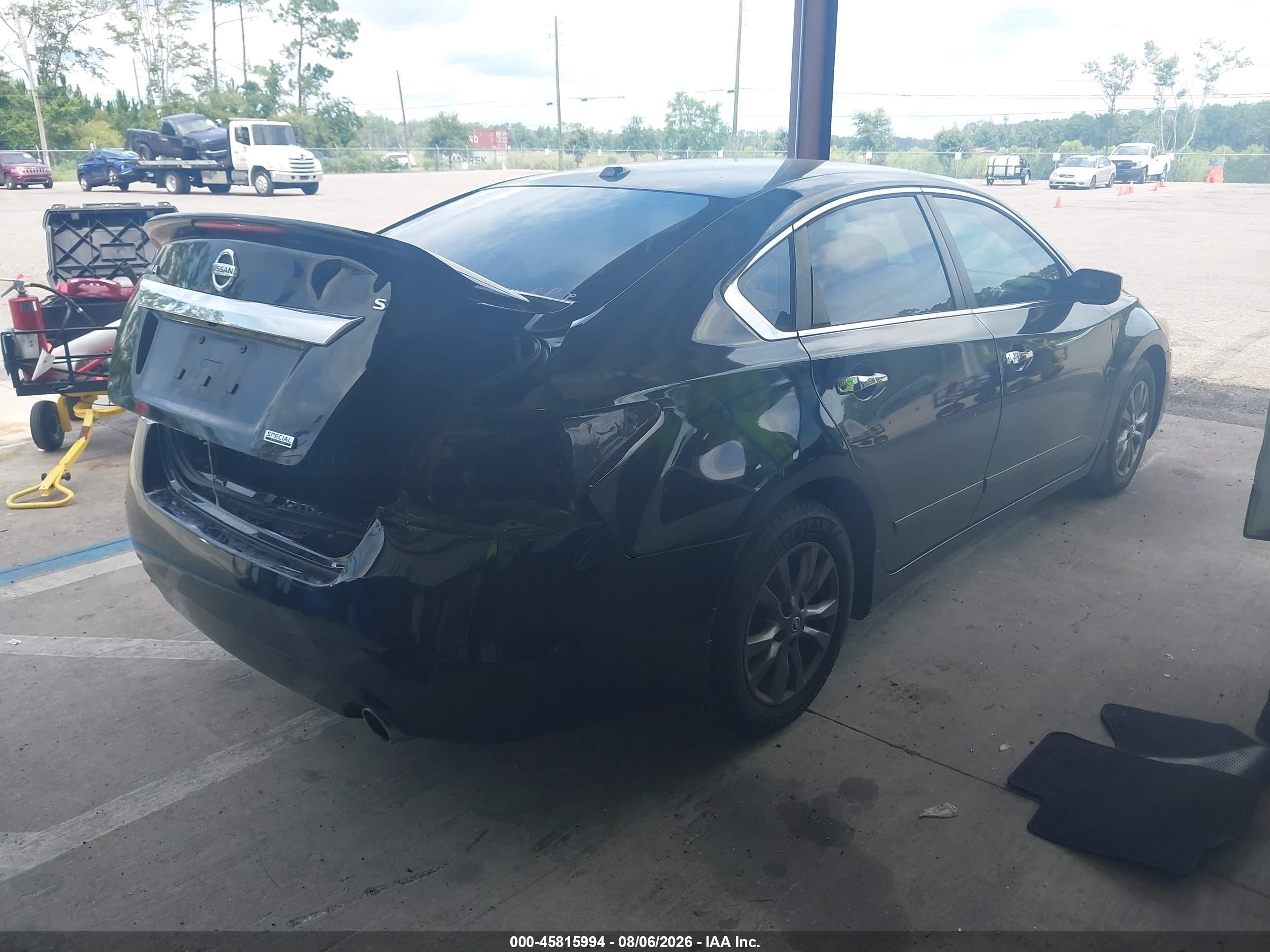 2015 Nissan Altima 2.5 S Black vin: 1N4AL3AP9FC582816