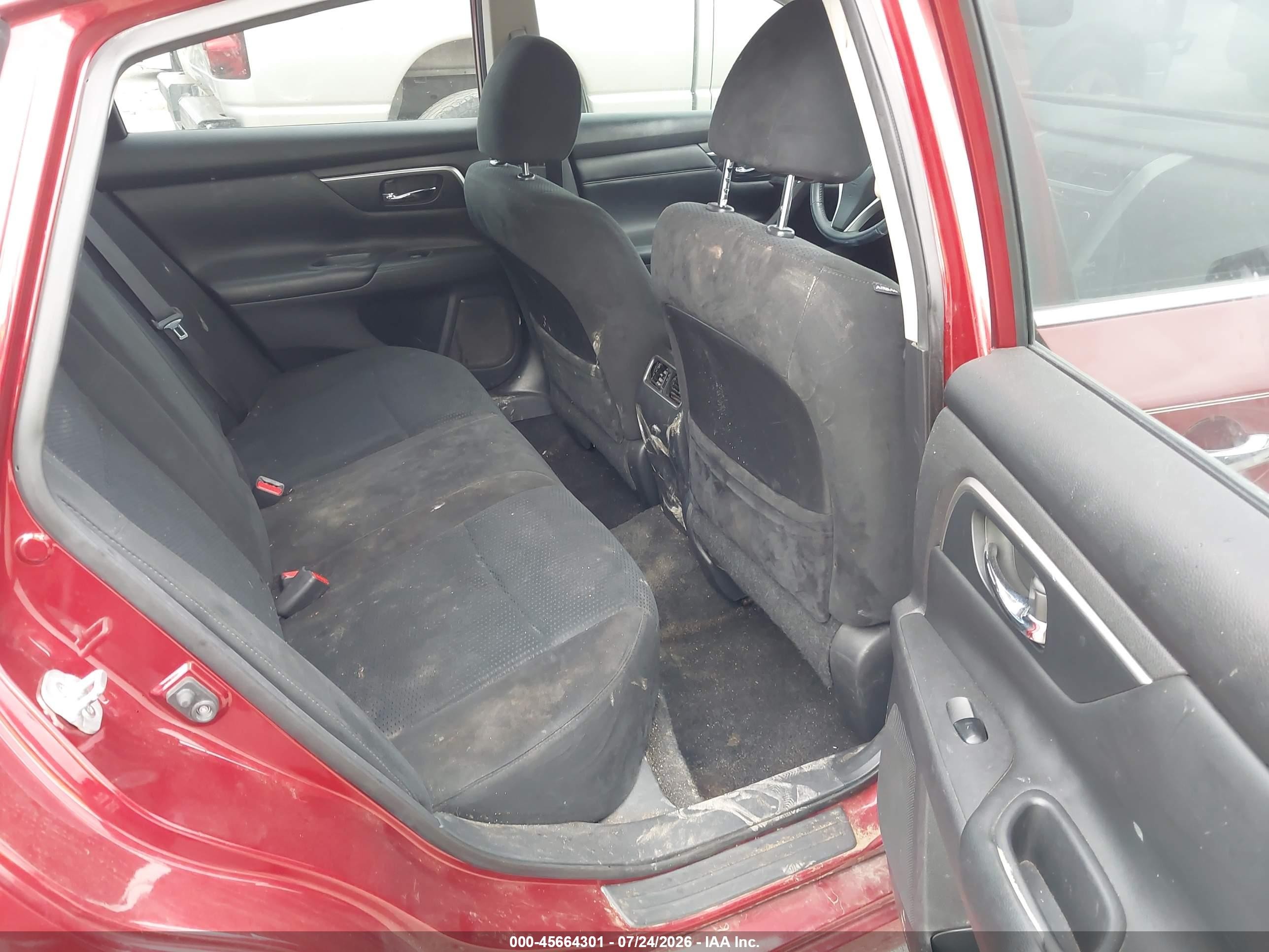 2015 Nissan Altima 2.5 Sv Red vin: 1N4AL3AP9FC584761