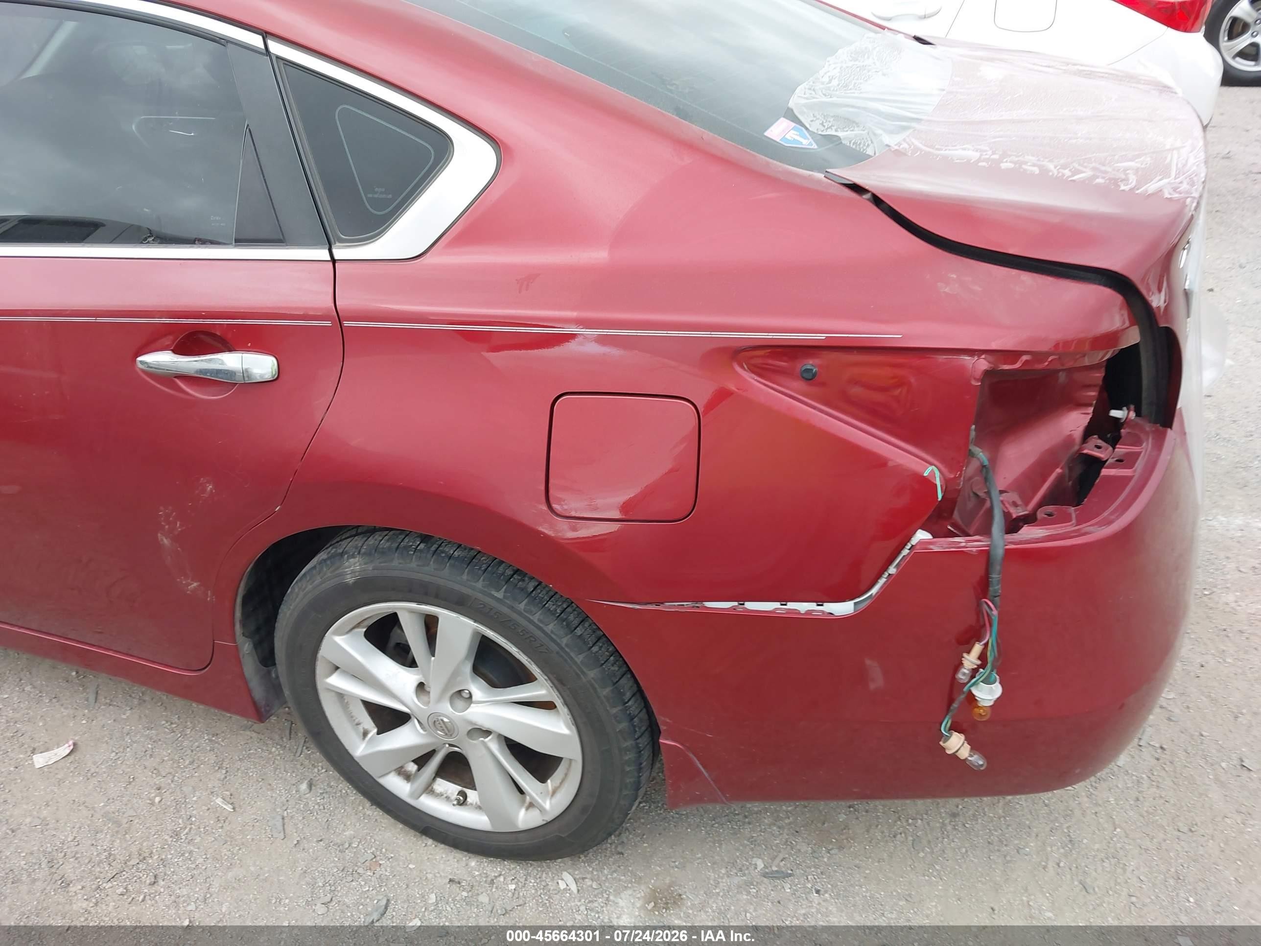 2015 Nissan Altima 2.5 Sv Red vin: 1N4AL3AP9FC584761