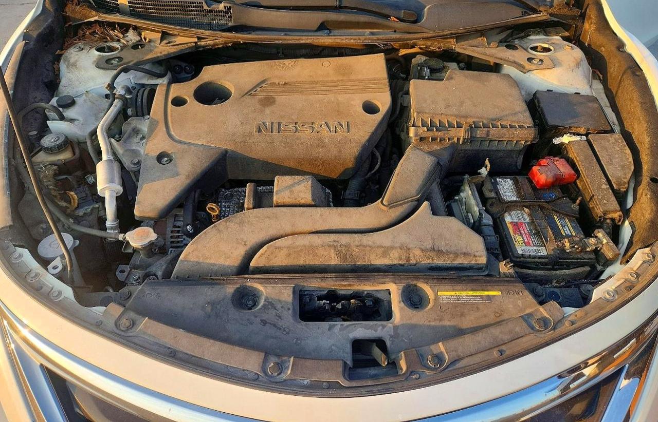 2015 Nissan Altima 2.5 Sv Белый vin: 1N4AL3AP9FC593024
