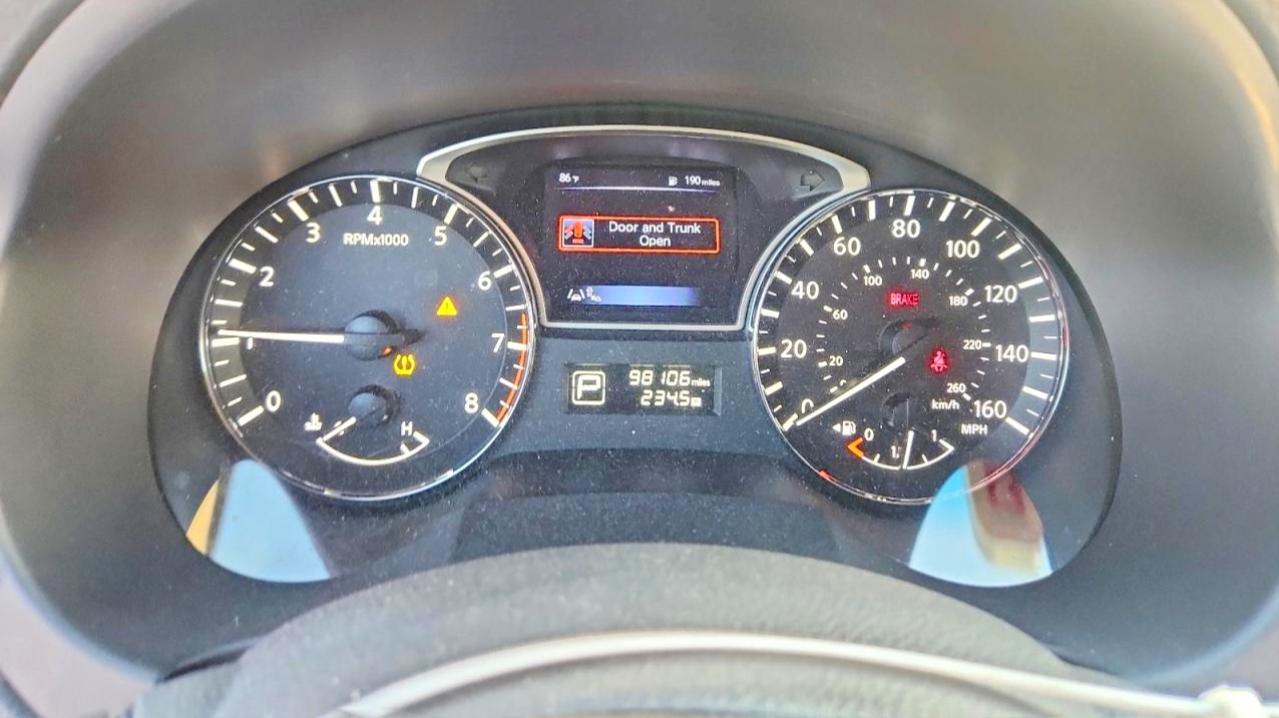 2015 Nissan Altima 2.5 Sv Белый vin: 1N4AL3AP9FC593024