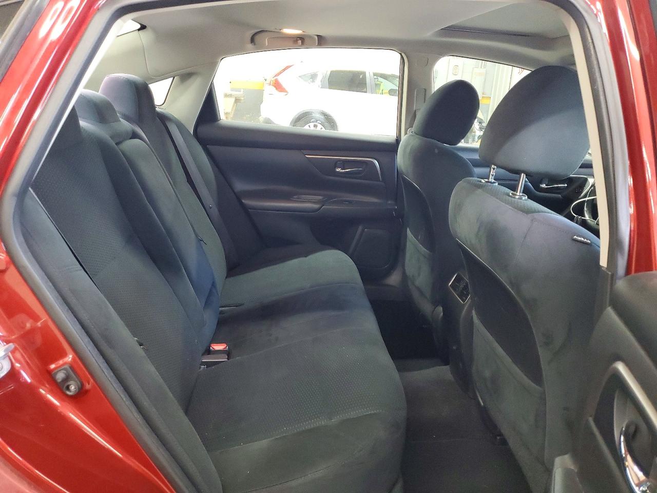 2015 Nissan Altima 2.5 Sv Red vin: 1N4AL3AP9FC597798