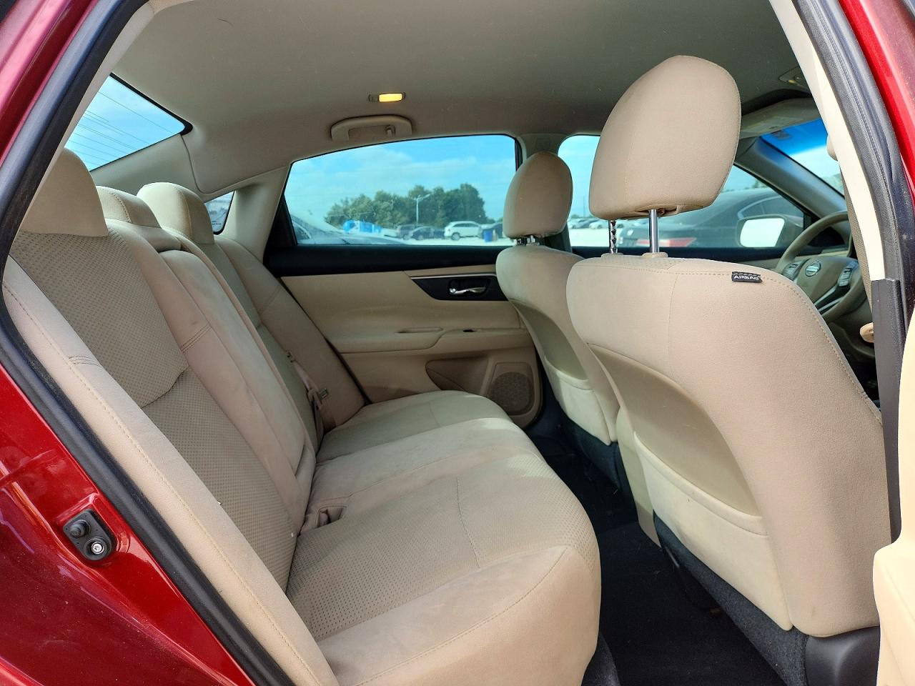2015 Nissan Altima 2.5 S Red vin: 1N4AL3AP9FN305121