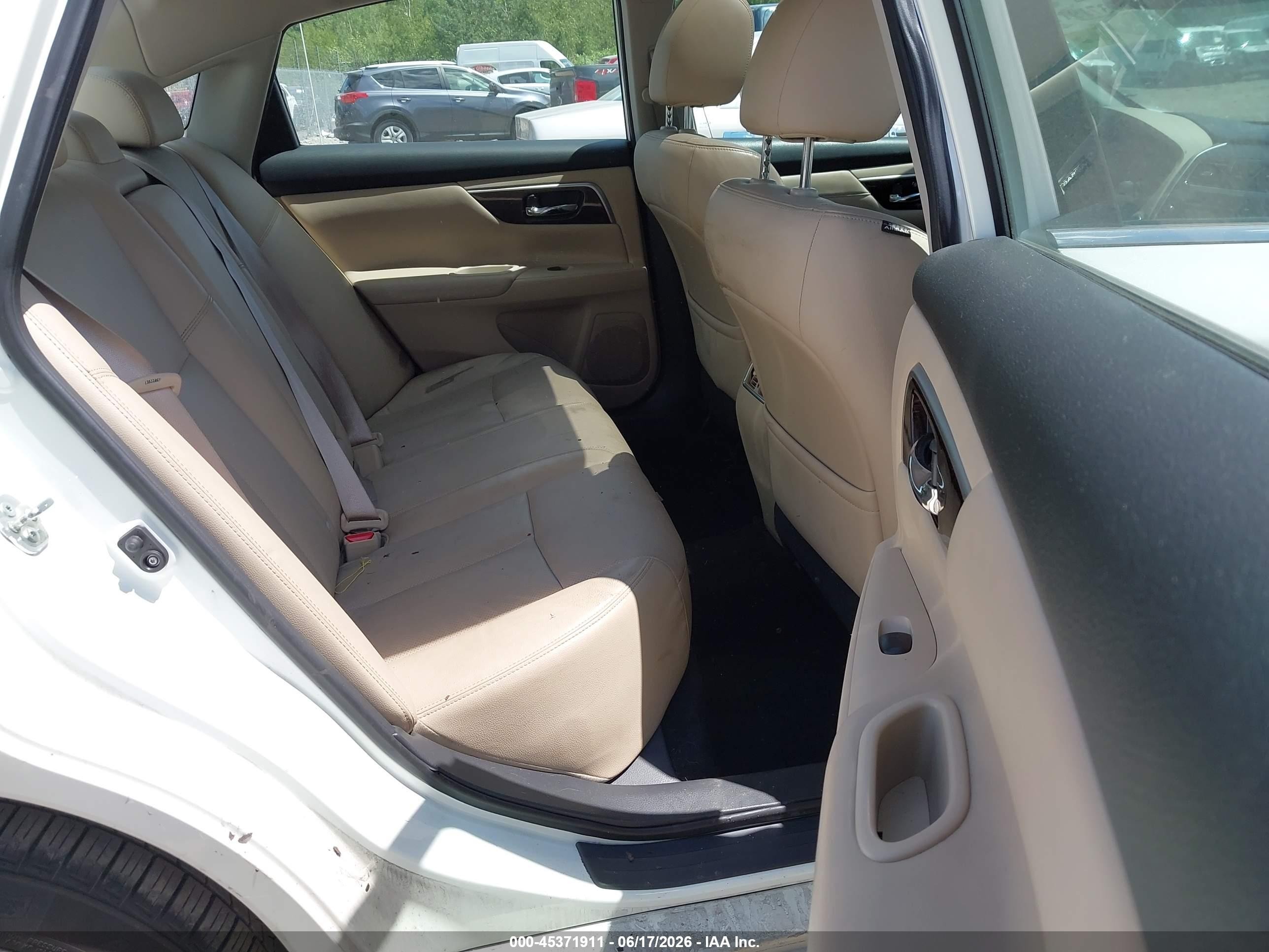 2015 Nissan Altima 2.5 Sl White vin: 1N4AL3AP9FN307242