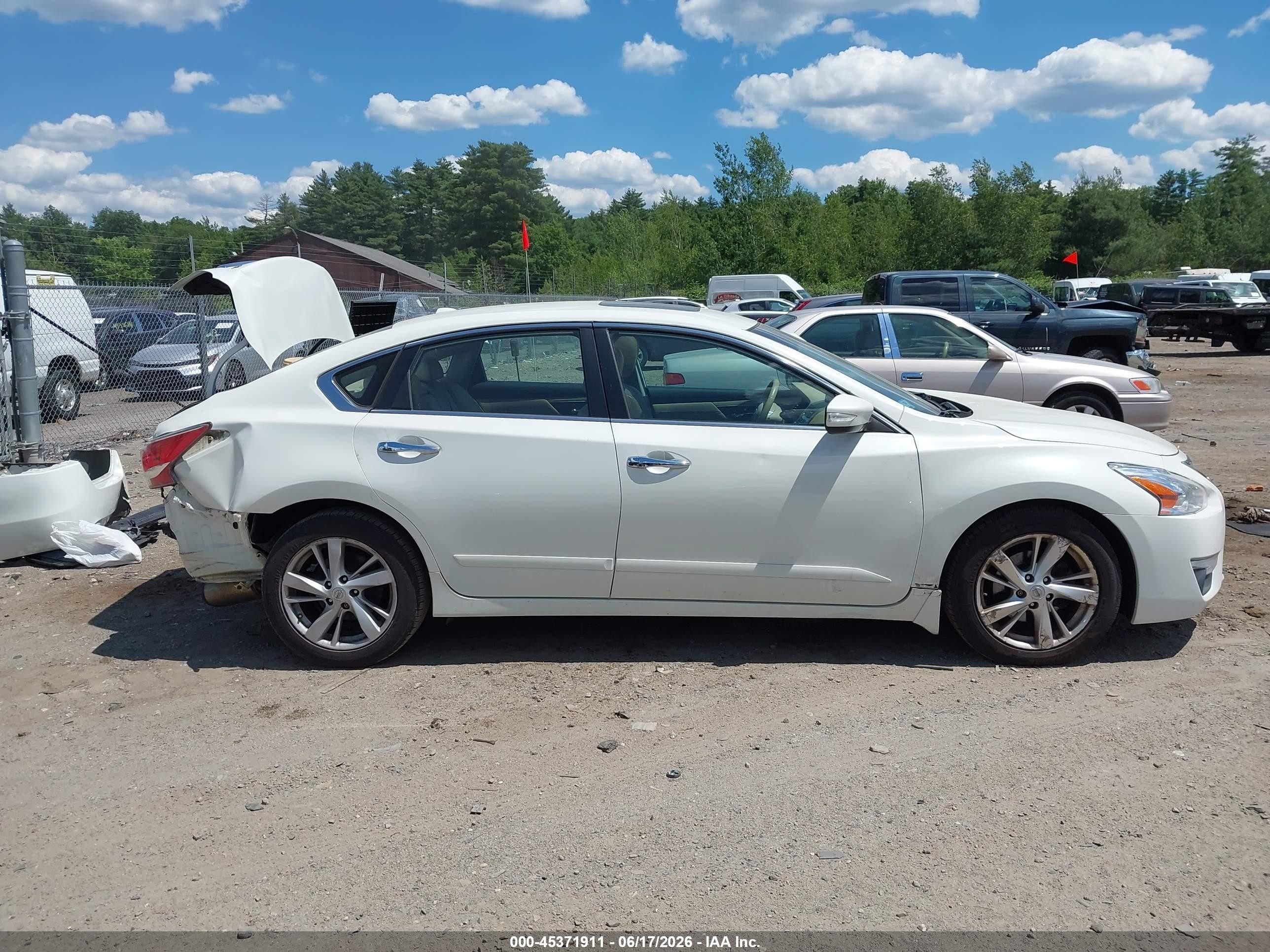 2015 Nissan Altima 2.5 Sl White vin: 1N4AL3AP9FN307242