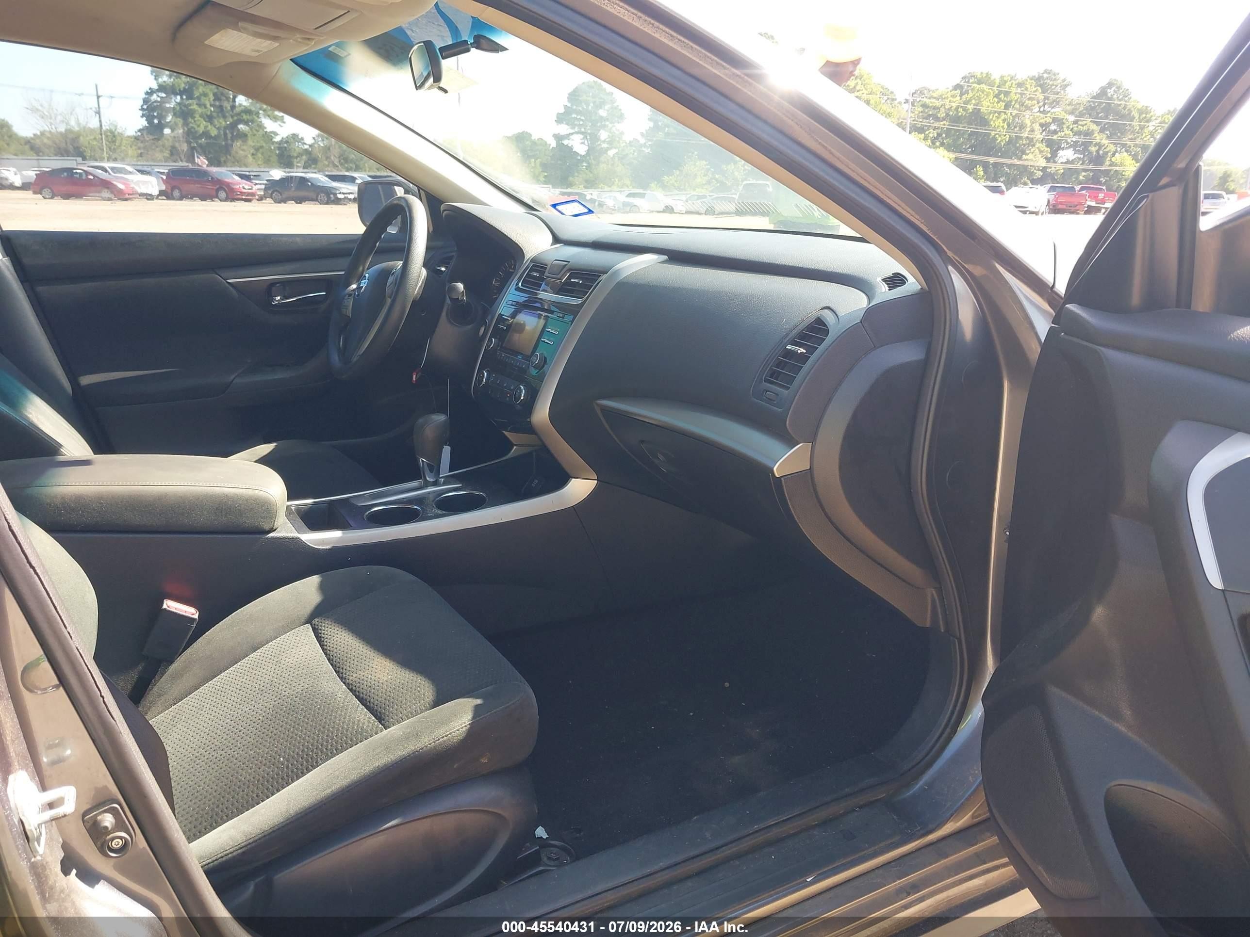 2015 Nissan Altima 2.5 S Blue vin: 1N4AL3AP9FN315339