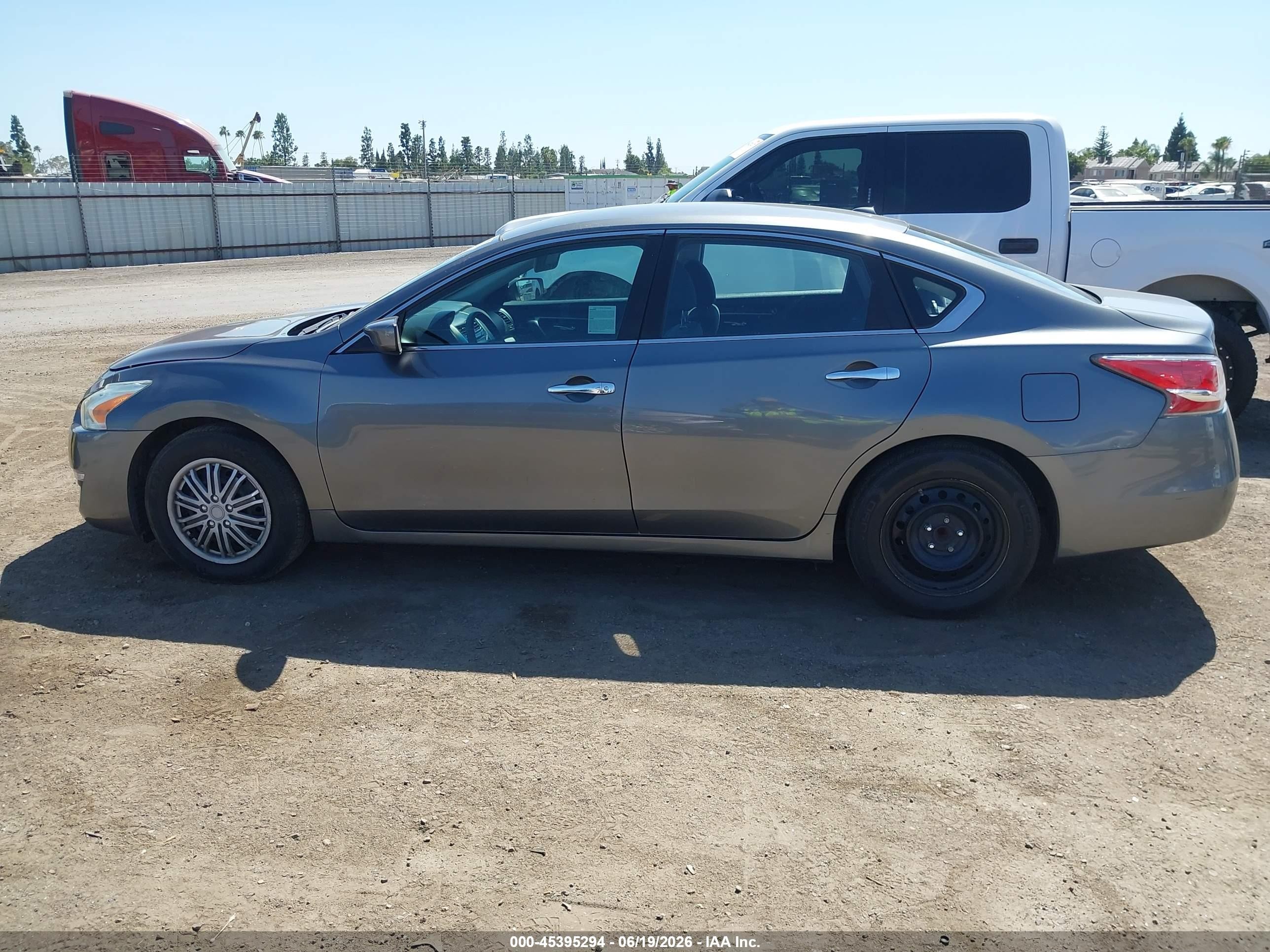 2015 Nissan Altima 2.5/2.5 S/2.5 Sl/2.5 Sv Gray vin: 1N4AL3AP9FN326714