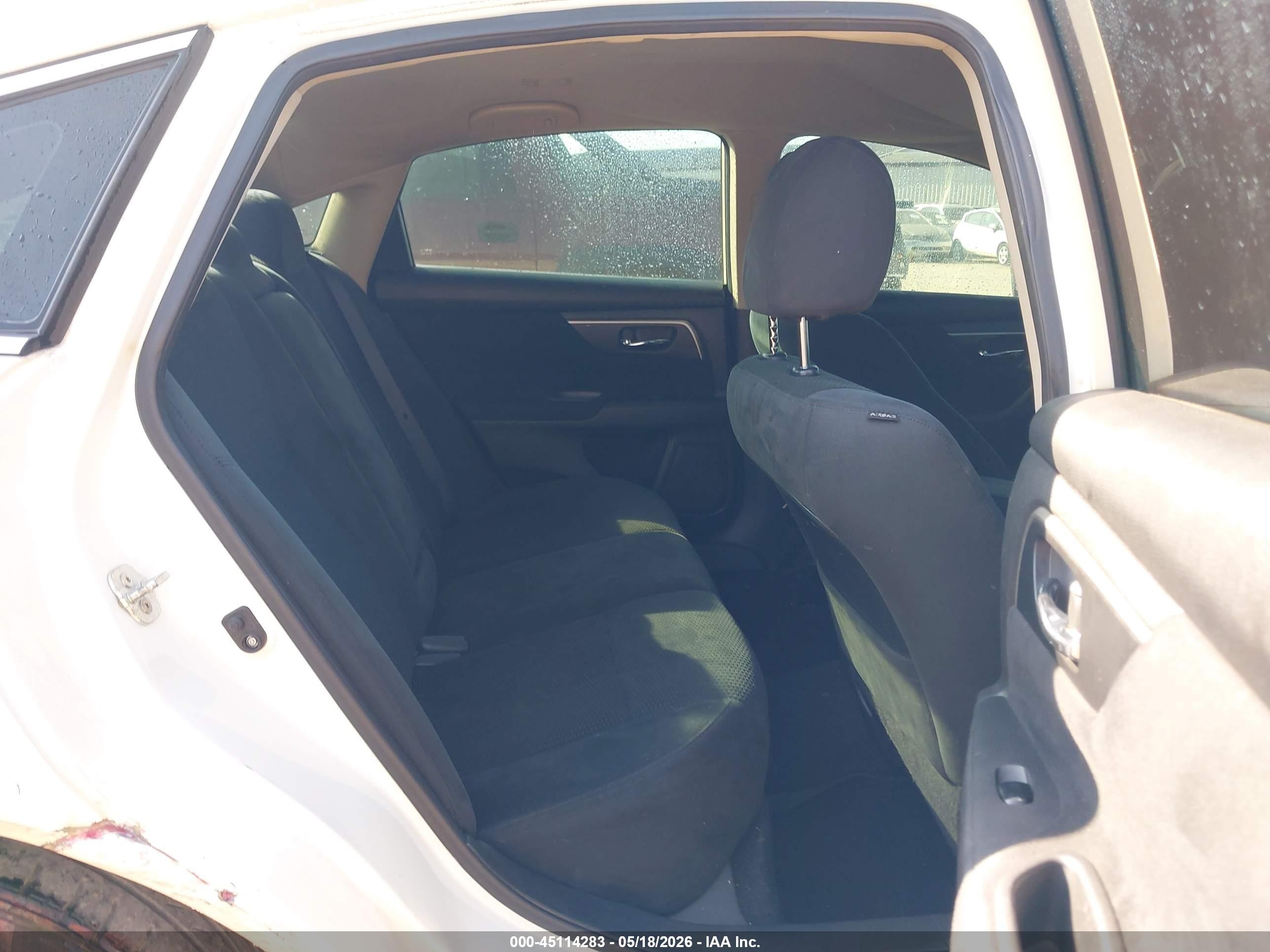 2015 Nissan Altima 2.5/2.5 S/2.5 Sl/2.5 Sv White vin: 1N4AL3AP9FN330648