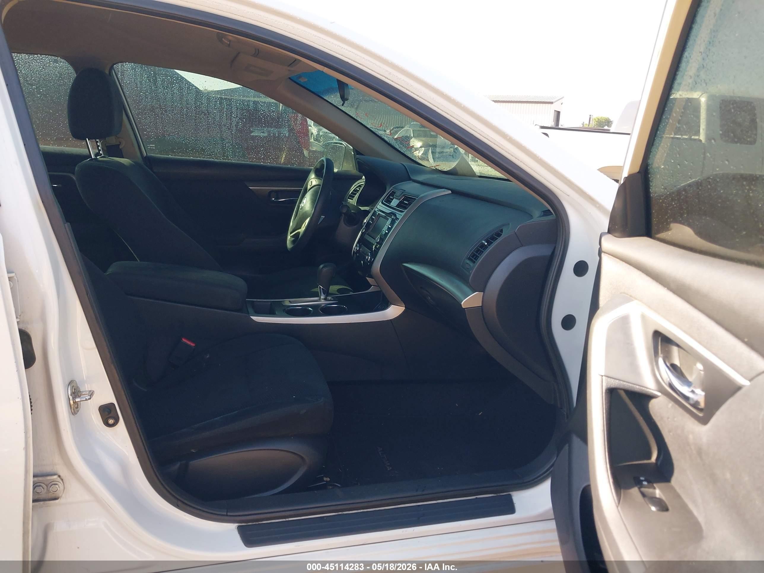 2015 Nissan Altima 2.5/2.5 S/2.5 Sl/2.5 Sv White vin: 1N4AL3AP9FN330648