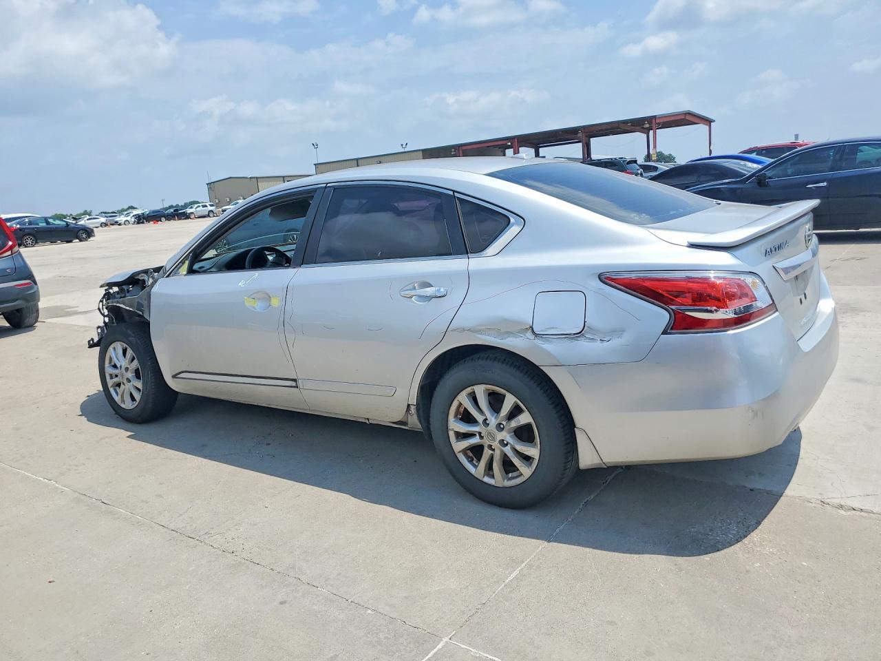2015 Nissan Altima 2.5 S Silver vin: 1N4AL3AP9FN337079