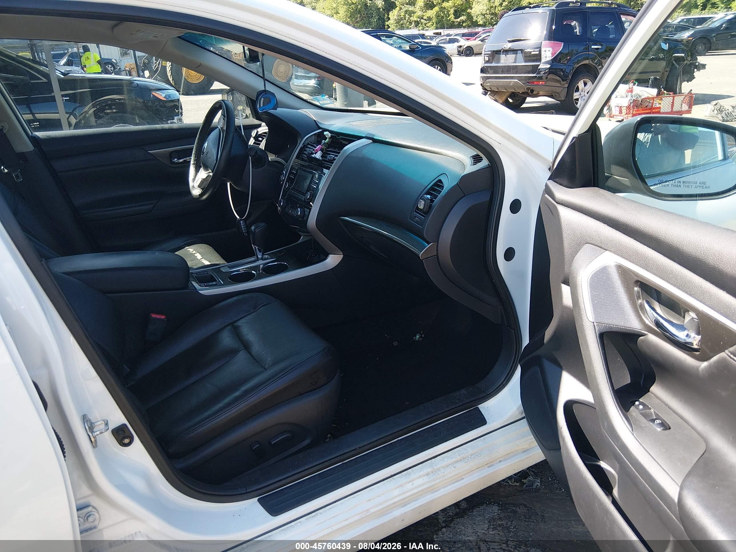 2015 Nissan Altima 2.5 Sl White vin: 1N4AL3AP9FN350365